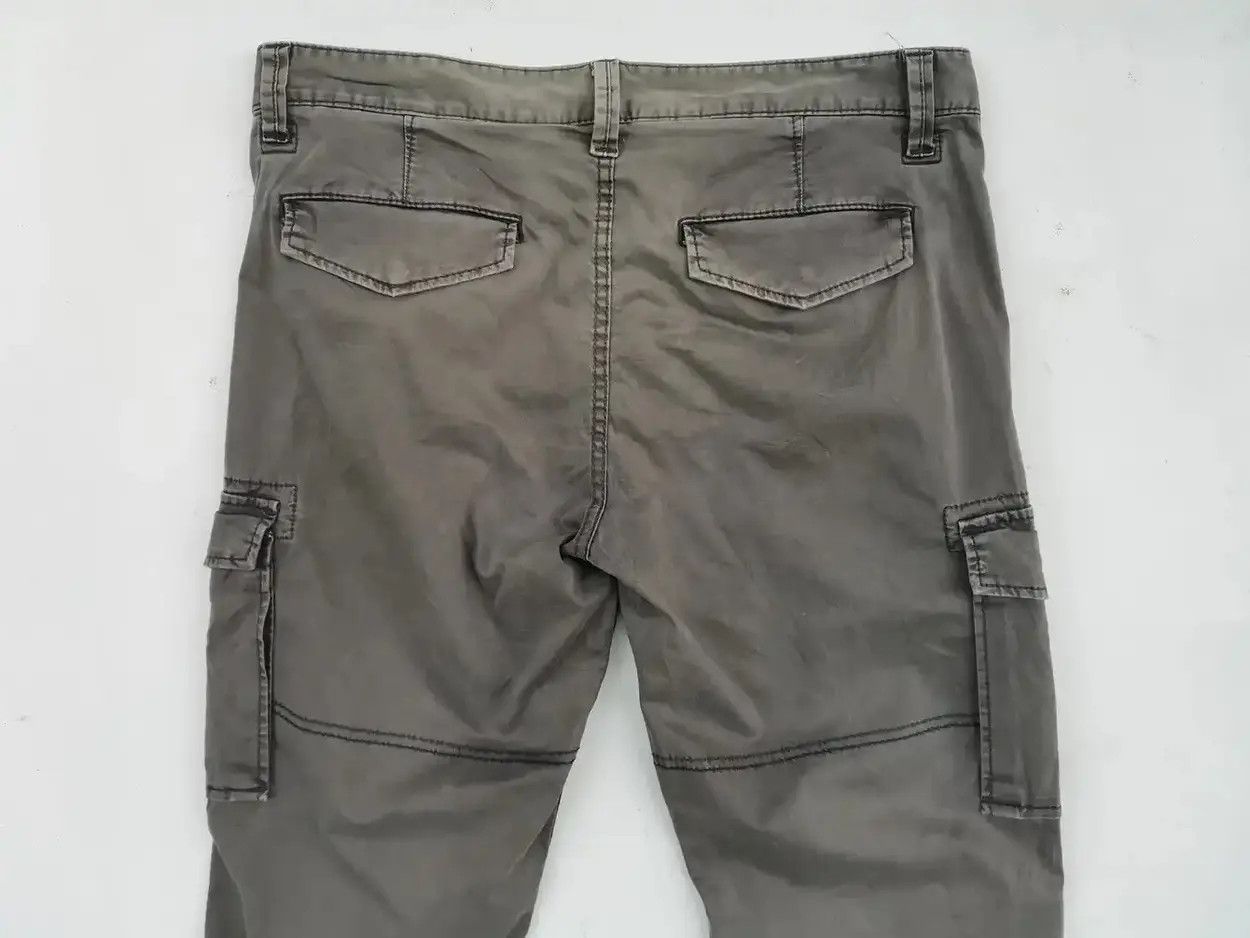 Japanese Brand × Uniqlo Rare!!! Uniqlo Tactical Cargo Multipocket Pants Size US 32 / EU 48 - 7 Thumbnail
