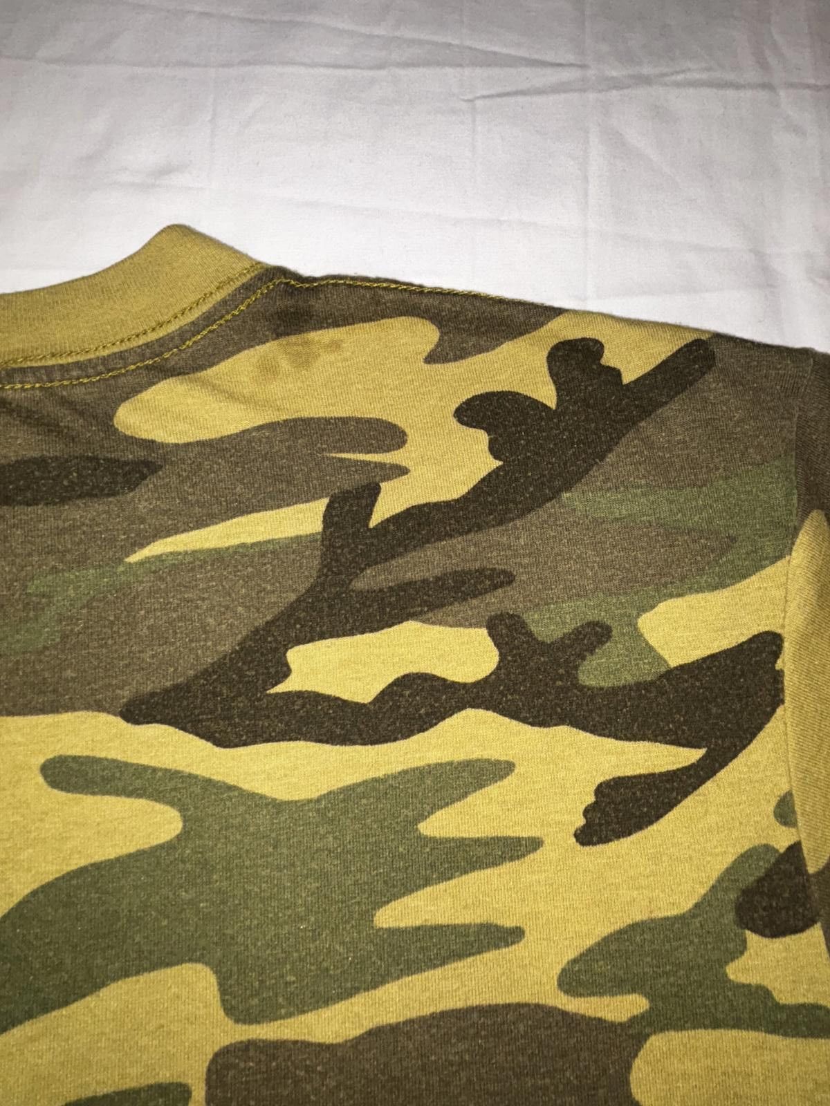 Ben Sherman Vintage Superman Camouflage T-Shirt Size US L / EU 52-54 / 3 - 3 Thumbnail