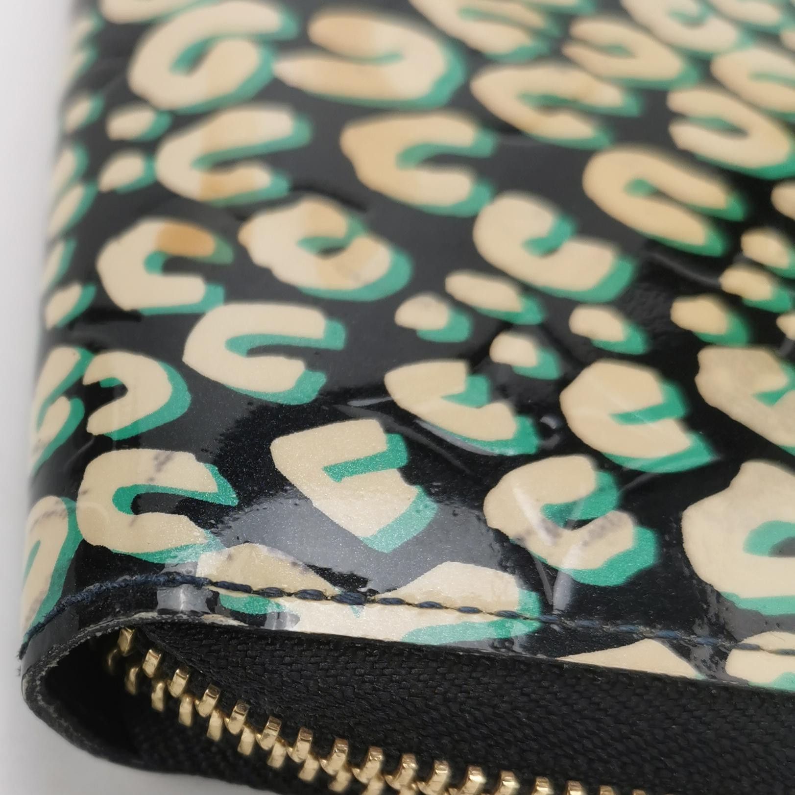 Louis Vuitton Louis Vuitton (LV) Patent leather print classic fashion ver Size ONE SIZE - 8 Thumbnail
