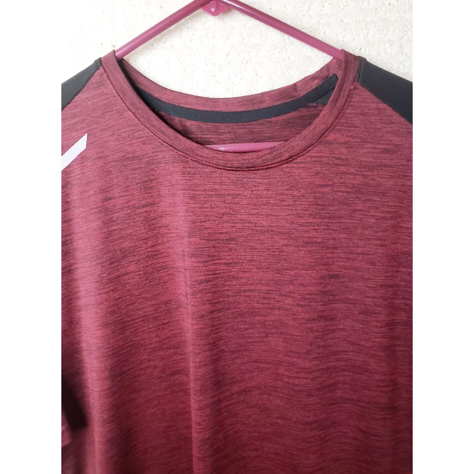 Vintage Liberty Pro Mens XL Short Sleeve Signature Athletic Tee Burgundy Black Polyester Tee Size US 36 / EU 52 - 3 Thumbnail