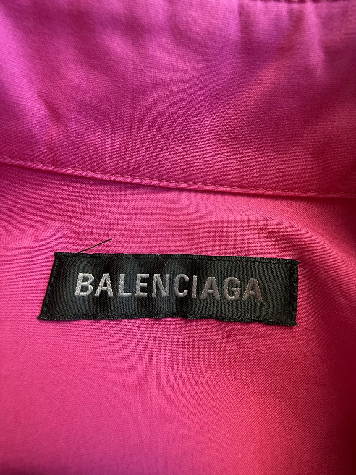 Balenciaga $1.3k FW23 Balenciaga Demna logo pink oversized shirt rare Size US L / EU 52-54 / 3 - 20 Thumbnail