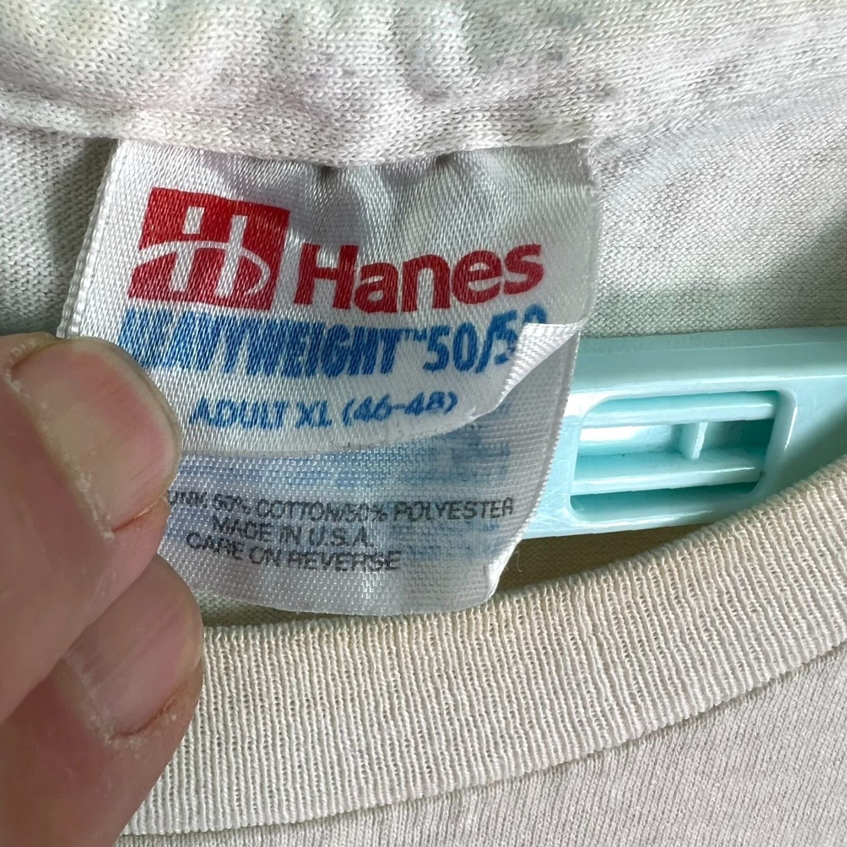 Hanes VINTAGE Hanes T-Shirt Marathon White XL Adult Crew Neck Short Sleeve Graphic Print Logo 1990s 95' Armed Forces Beach to Bat TX Men Men Size US XL / EU 56 / 4 - 6 Thumbnail