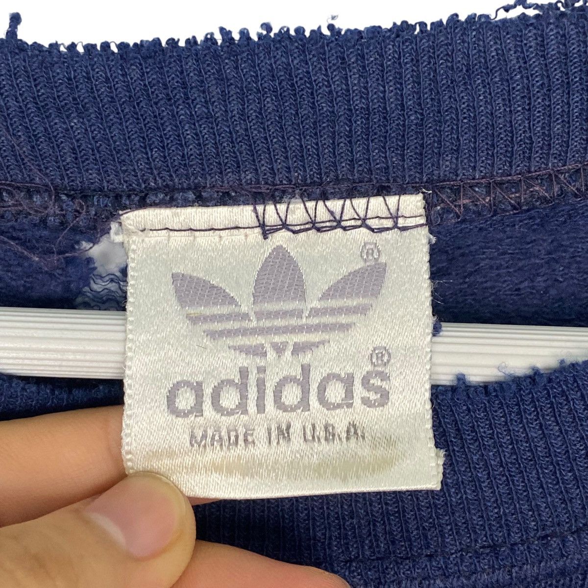 Other Vintage Adidas Embroidery Crewneck Sweatshirt Navy Blue Size US M / EU 48-50 / 2 - 6 Thumbnail