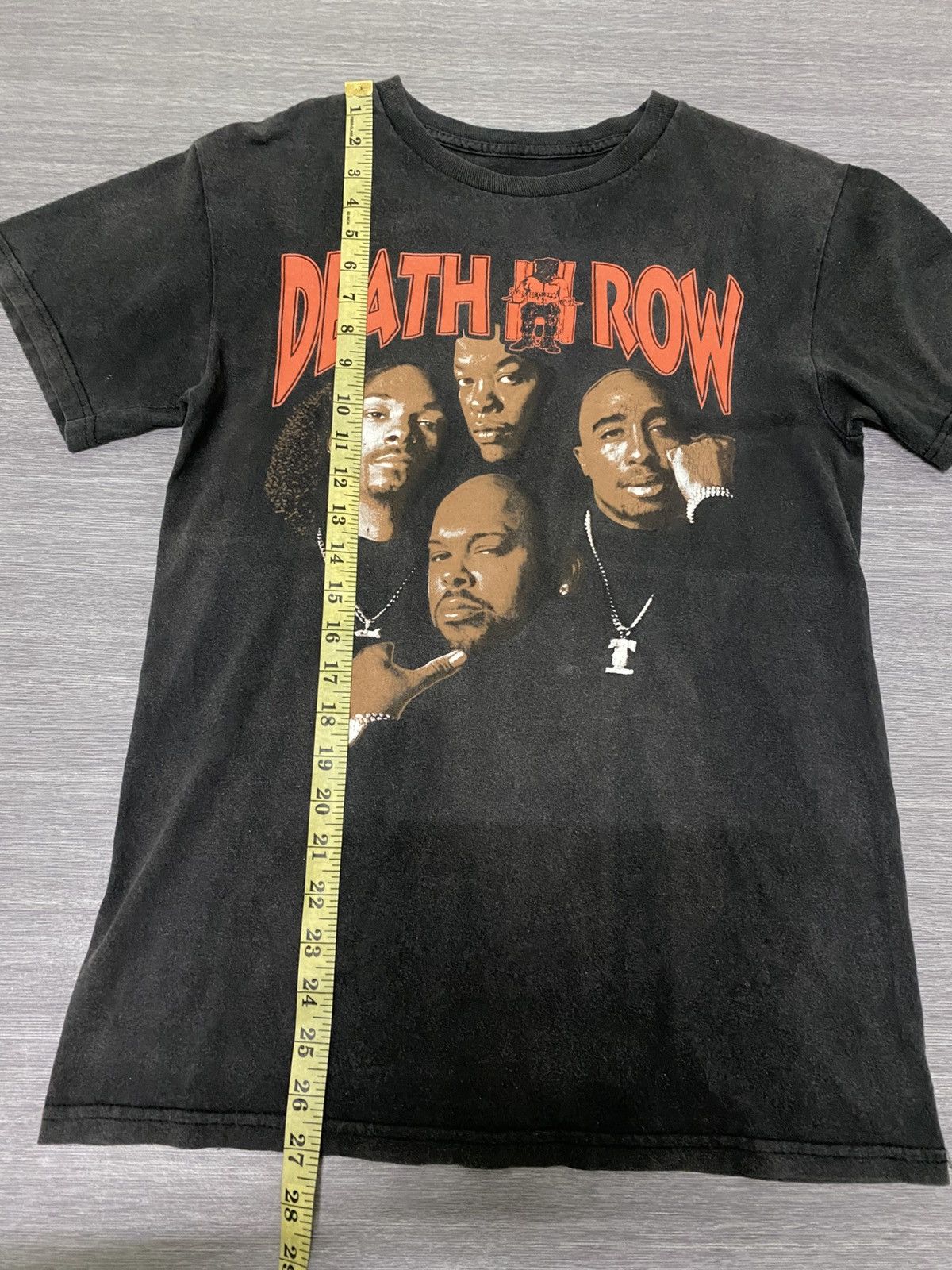 Death Row Records × Dr. Dre × Snoop Dogg Vintage Death Row Records Snoop Dogg Dr.Dre Plain Faded Tee Size US S / EU 44-46 / 1 - 8 Thumbnail