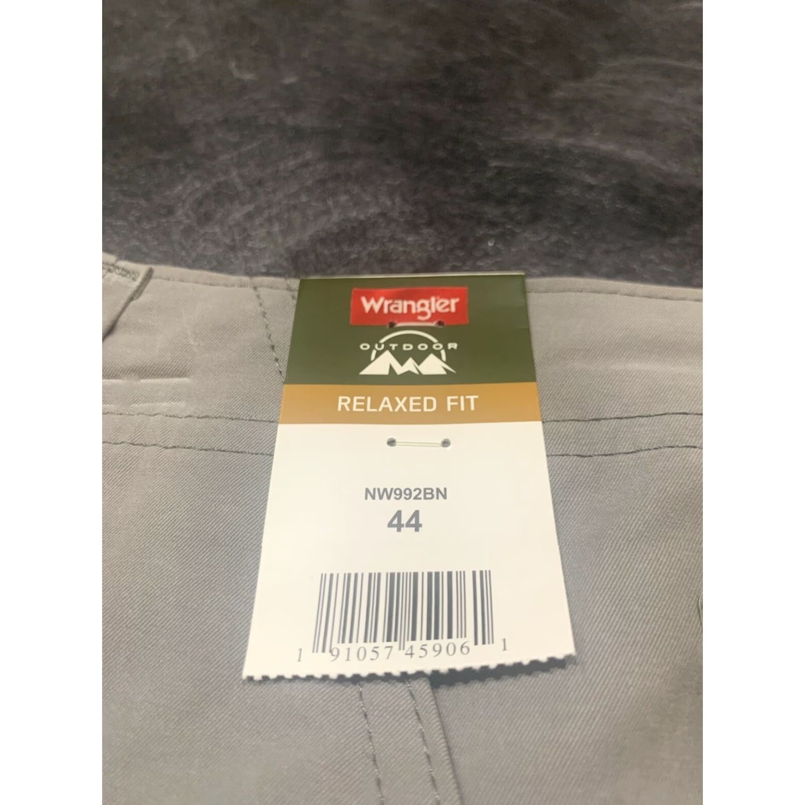 Wrangler Wrangler Relaxed Fit Gray Cargo Shorts Size 44 Size US 44 / EU 60 - 3 Thumbnail