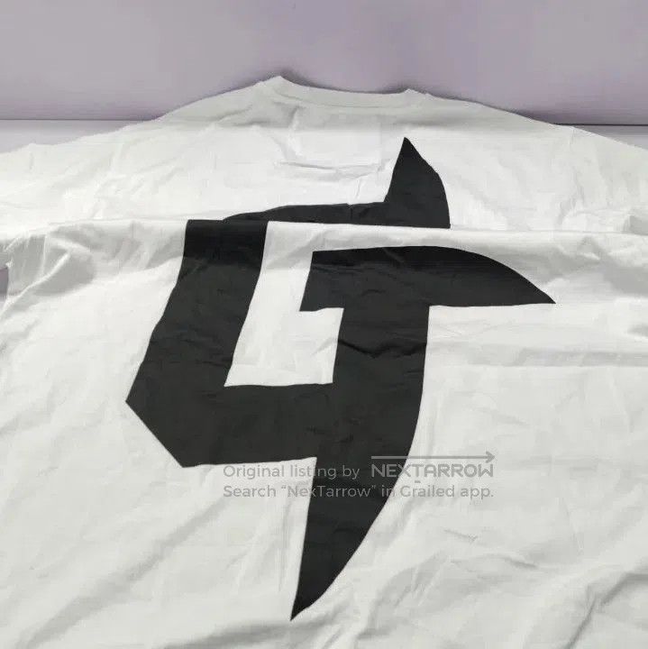 Givenchy GIVENCHY SS23 Letter Logo Print Loose Short Sleeve T-Shirt. Size US M / EU 48-50 / 2 - 8 Thumbnail