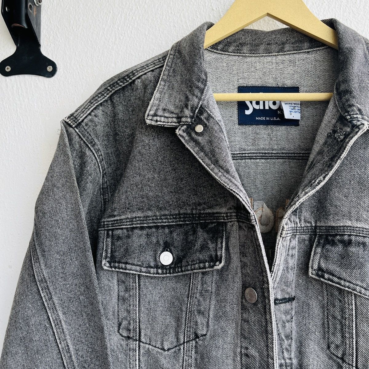 Def Leppard RARE VINTAGE SCHOTT X DEF LEPPARD DENIM TRUCKER JACKET 1979 Size US M / EU 48-50 / 2 - 5 Thumbnail