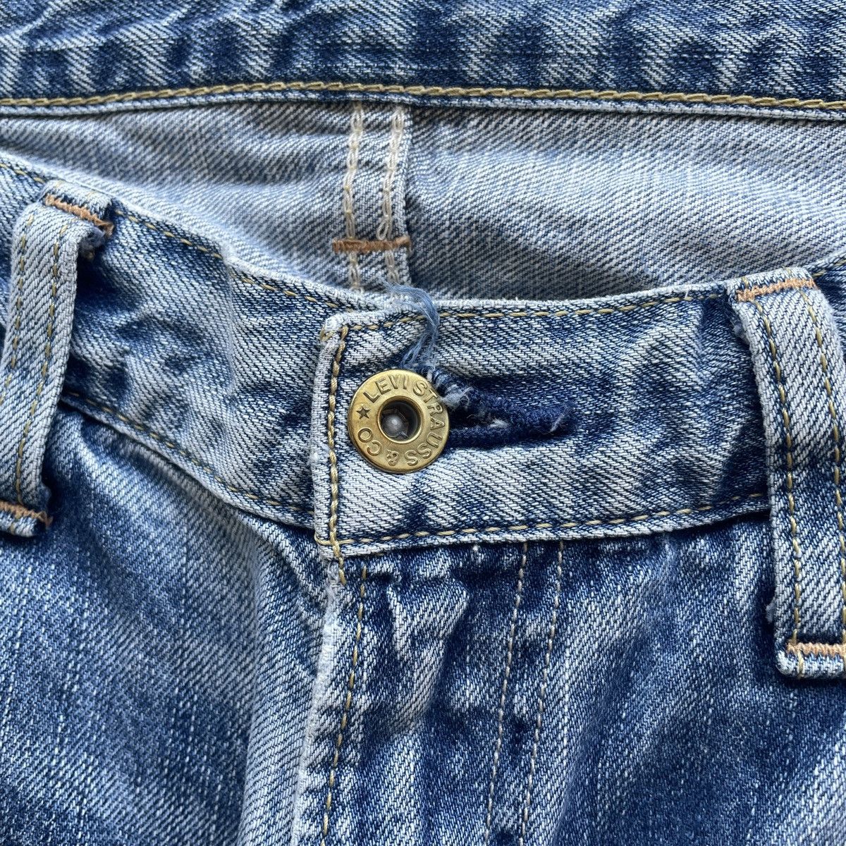 Levi's W32 Vintage Levi’s 502 Distressed Jeans Faded Denim Pants Size US 32 / EU 48 - 6 Thumbnail