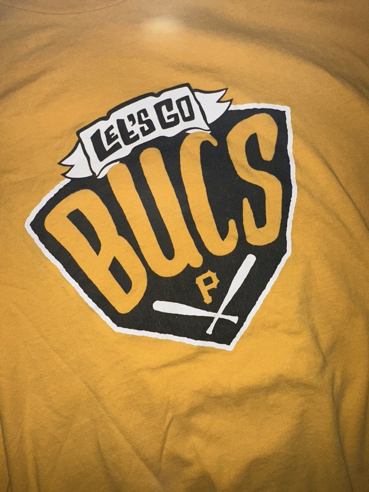 Gildan PITT PIRATES Let’s Go Bucks Gildan Yellow Shirt Sz.XL Size US XL / EU 56 / 4 - 3 Thumbnail