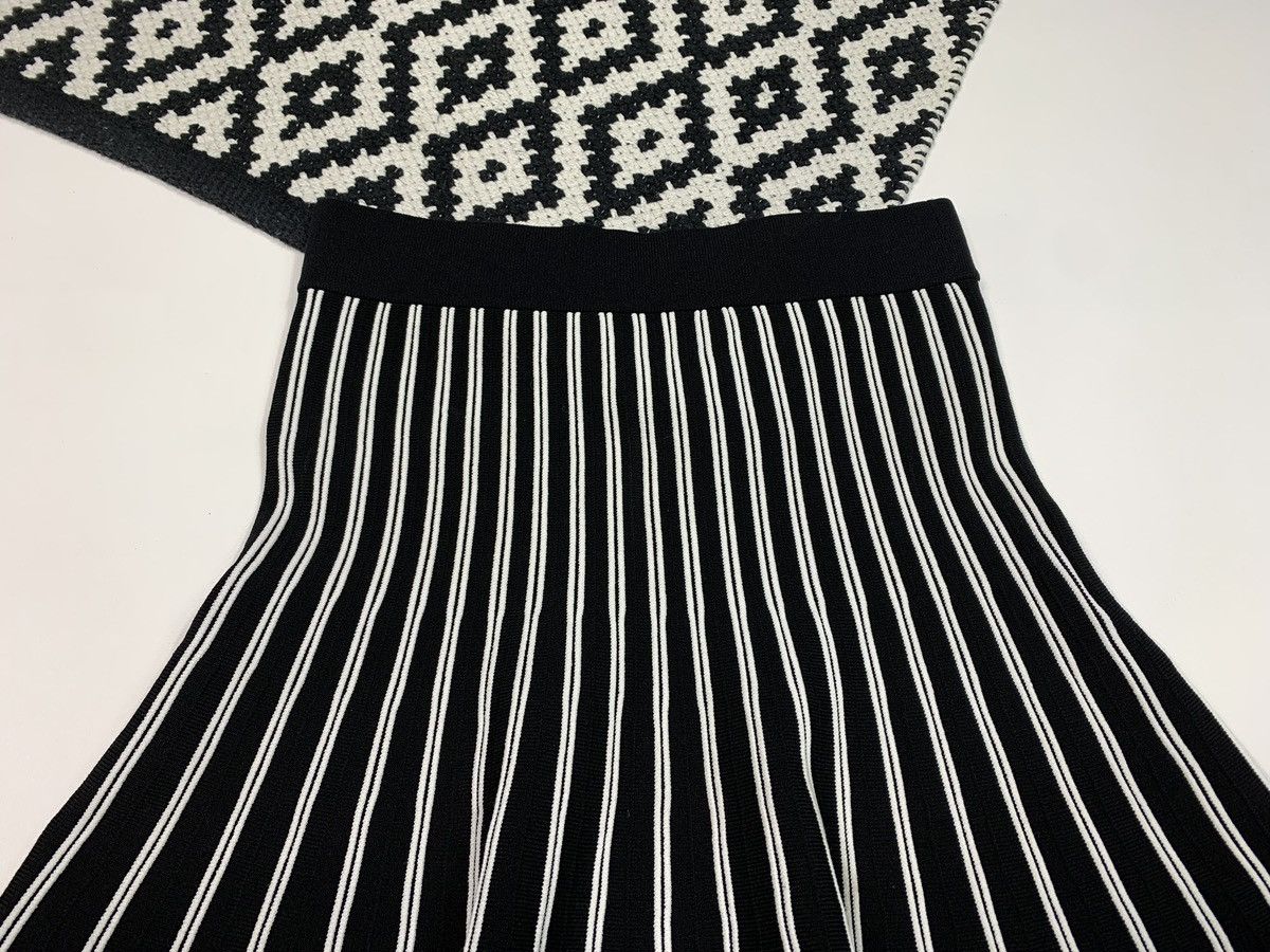 Maje Maje Mini Pleated Skirt Viscose Size 1 Striped Size 25" / US 0 / IT 36 - 3 Thumbnail