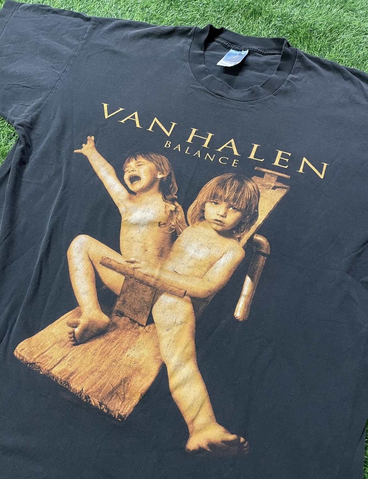 Vintage Van Halen Balance 1995 Tour Tee Shirt Size XL