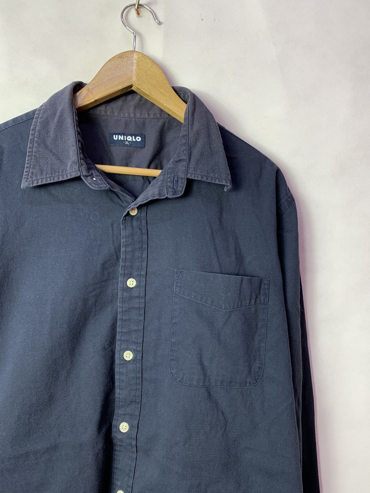 Japanese Brand × Uniqlo 🔥Uniqlo Plain Black Button Up Shirt Casual Emo Size US XL / EU 56 / 4 - 2 Thumbnail
