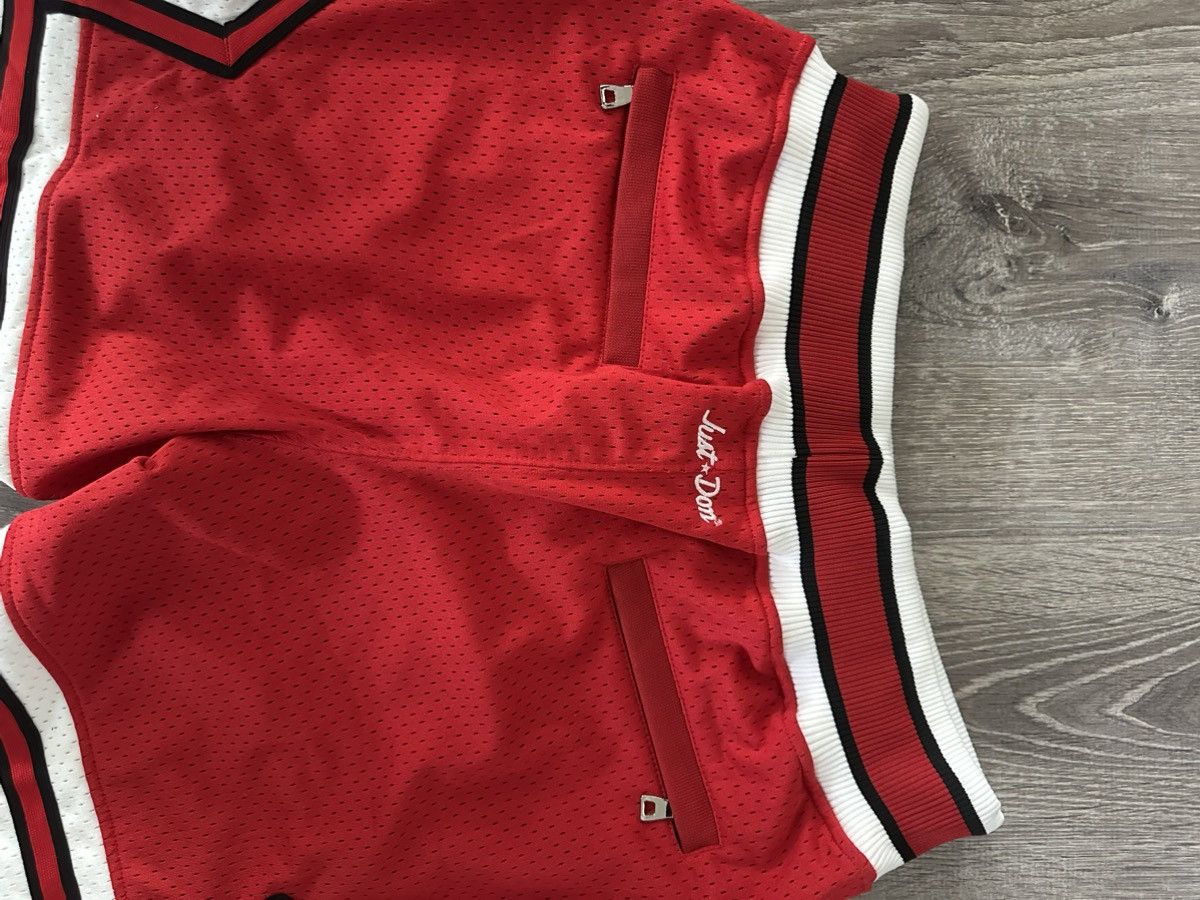 Just Don × Mitchell & Ness NWT Brand New Extremely Rare Chicago Bulls Just Don Shorts M Size US 32 / EU 48 - 7 Thumbnail