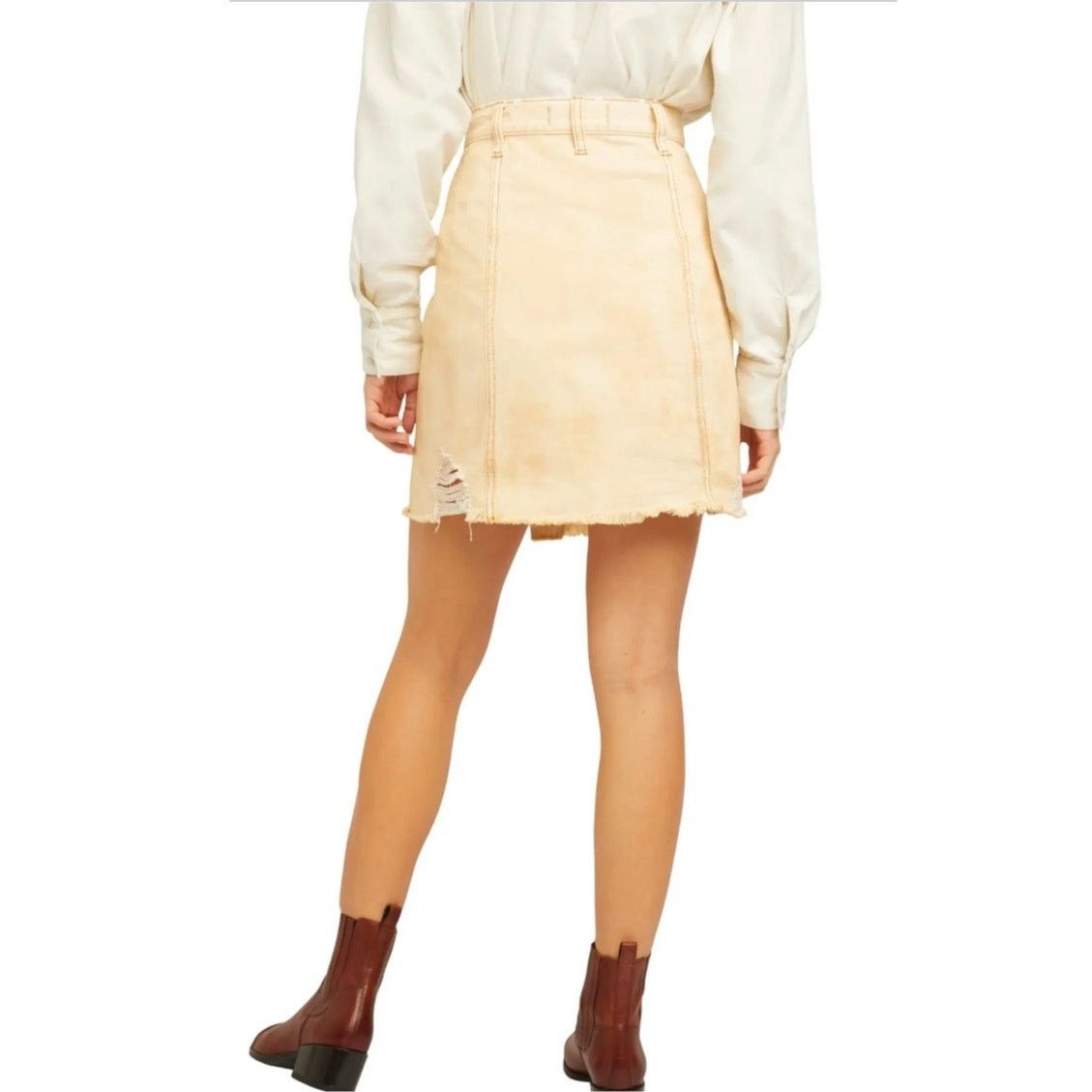 Free People Free People Parker Wrap Denim Mini Skirt Butter Cream 27 Size 27" / US 4 / IT 40 - 14 Thumbnail