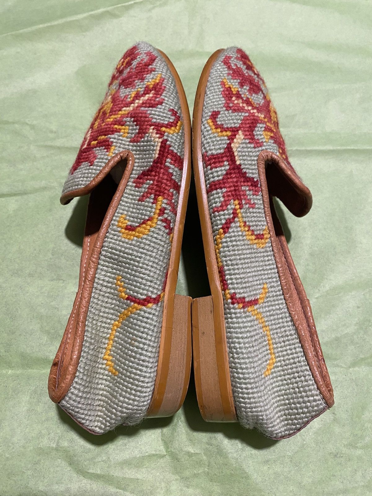 Anthropologie Anthropologie Vintage Snapdragon Needle Point Loafers! Size US 7 / IT 37 - 5 Thumbnail