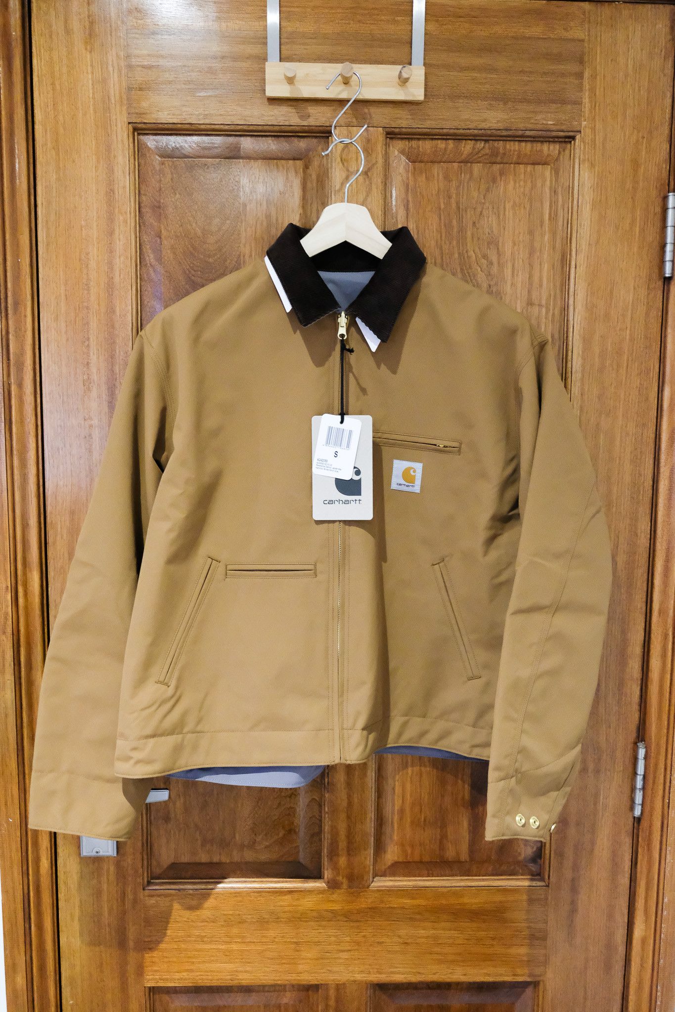 Carhartt Wip Carhartt WIP x INVINCIBLE Reversible Detroit Carhartt Wip Carhartt WIP x INVINCIBLE Reversible Detroit
