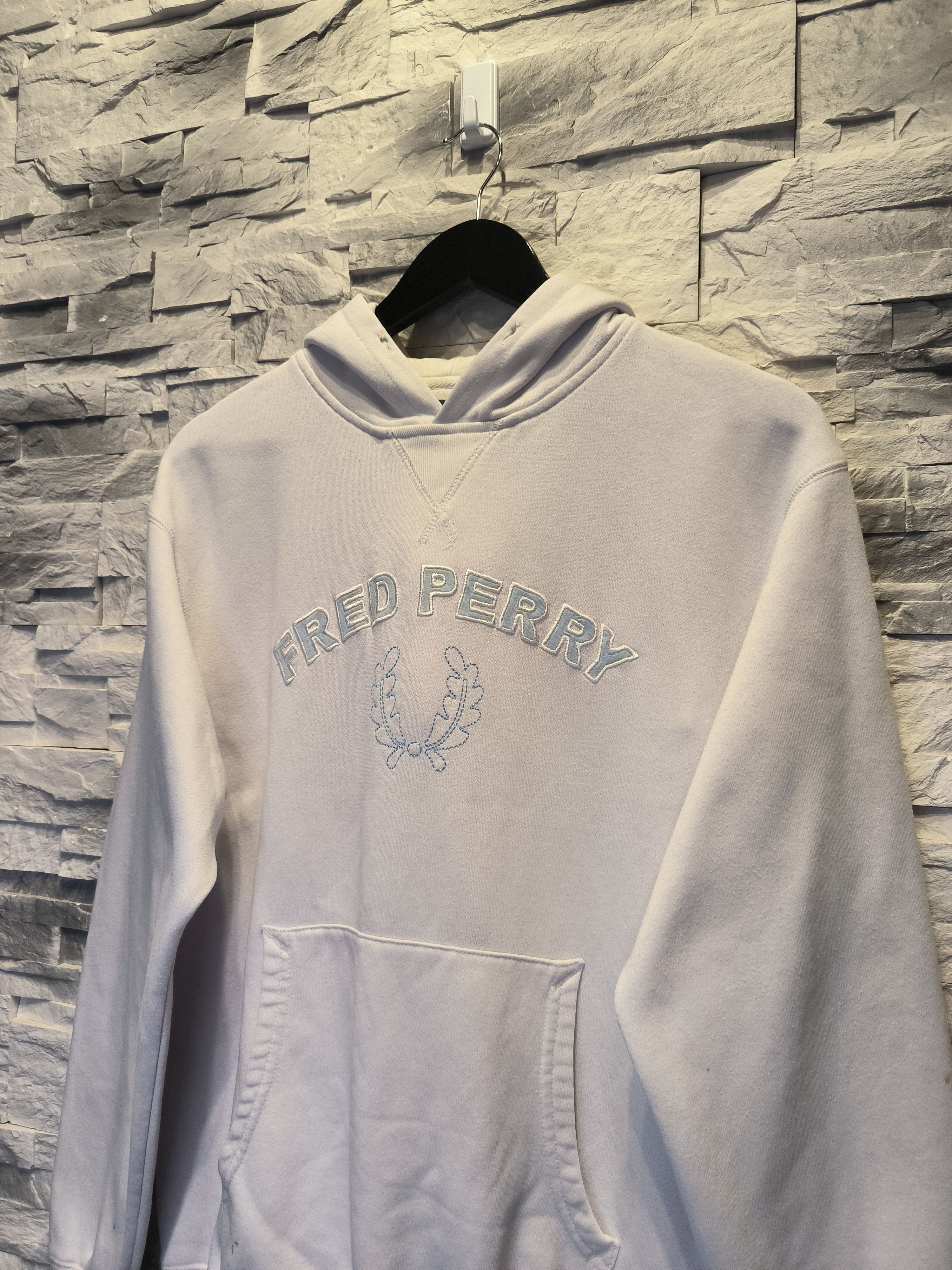 Fred Perry × Vintage Fred Perry Vintage 90s Hoodie White Big Logo Size US M / EU 48-50 / 2 - 2 Thumbnail