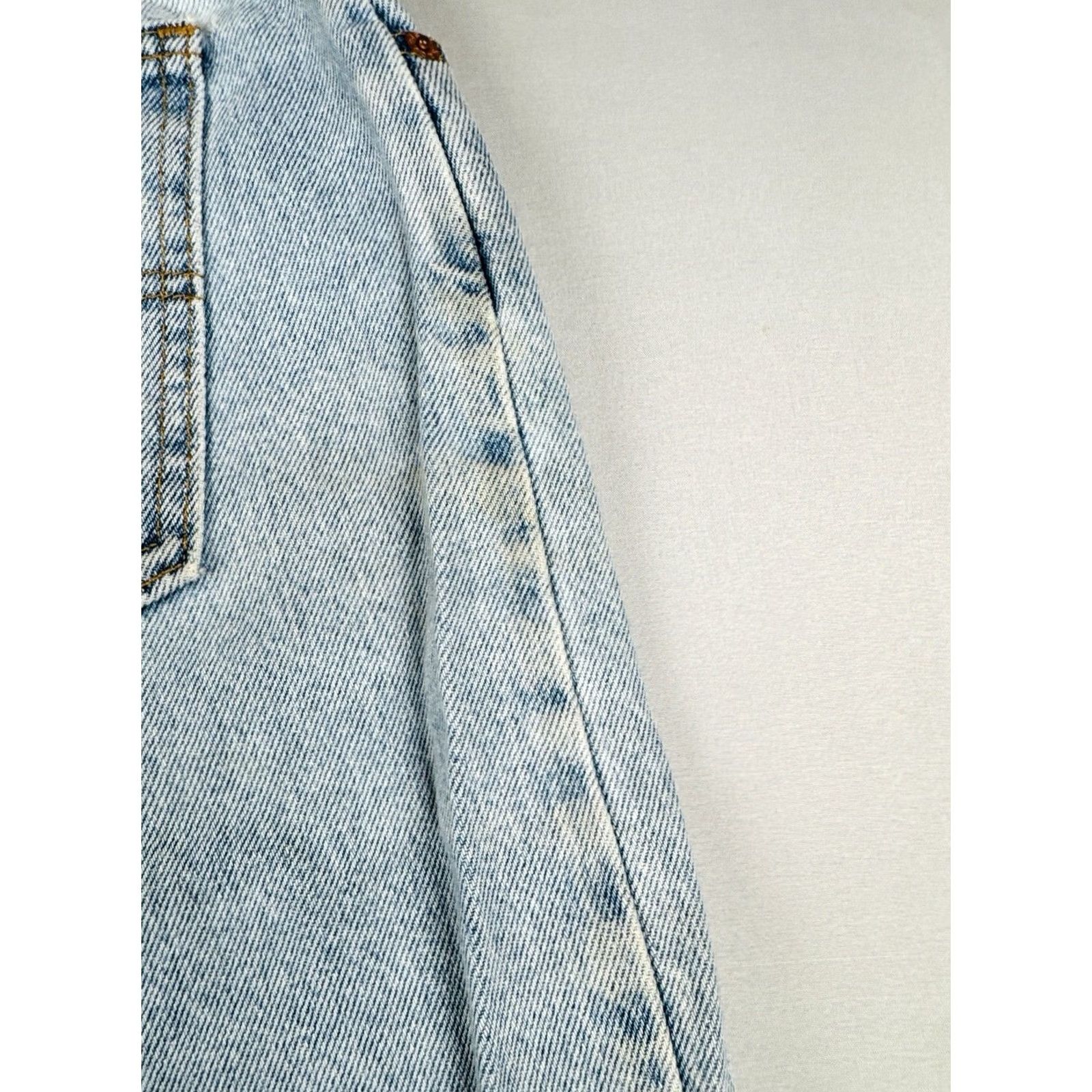 Levi's VINTAGE Levi’s 560 Orange Tab USA Denim Shorts Light Wash 34 Brown? Size US 34 / EU 50 - 4 Thumbnail