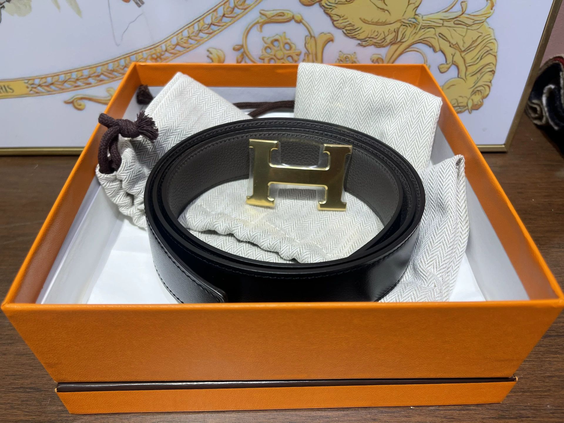 Hermes Hermes Men's Black Double-Sided Gold Buckle Belt Size ONE SIZE - 1 Thumbnail