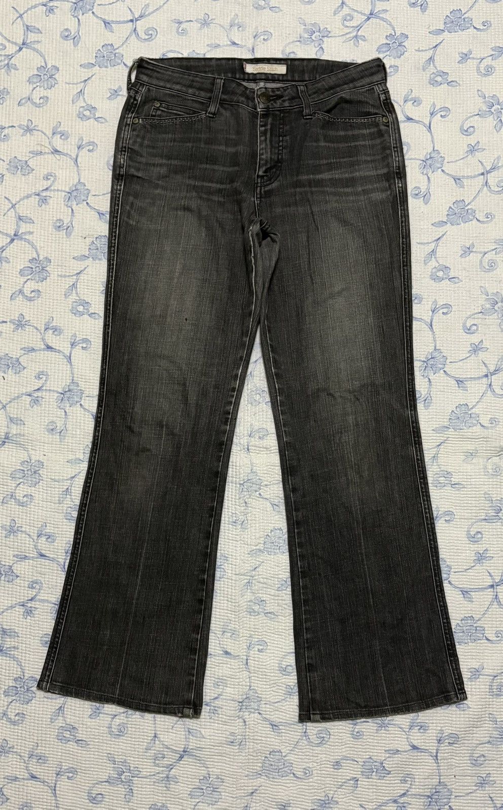 Levi's Levi’s Saddle Stich Streetwear Jeans Low Flared Denim Size US 29 - 2 Thumbnail