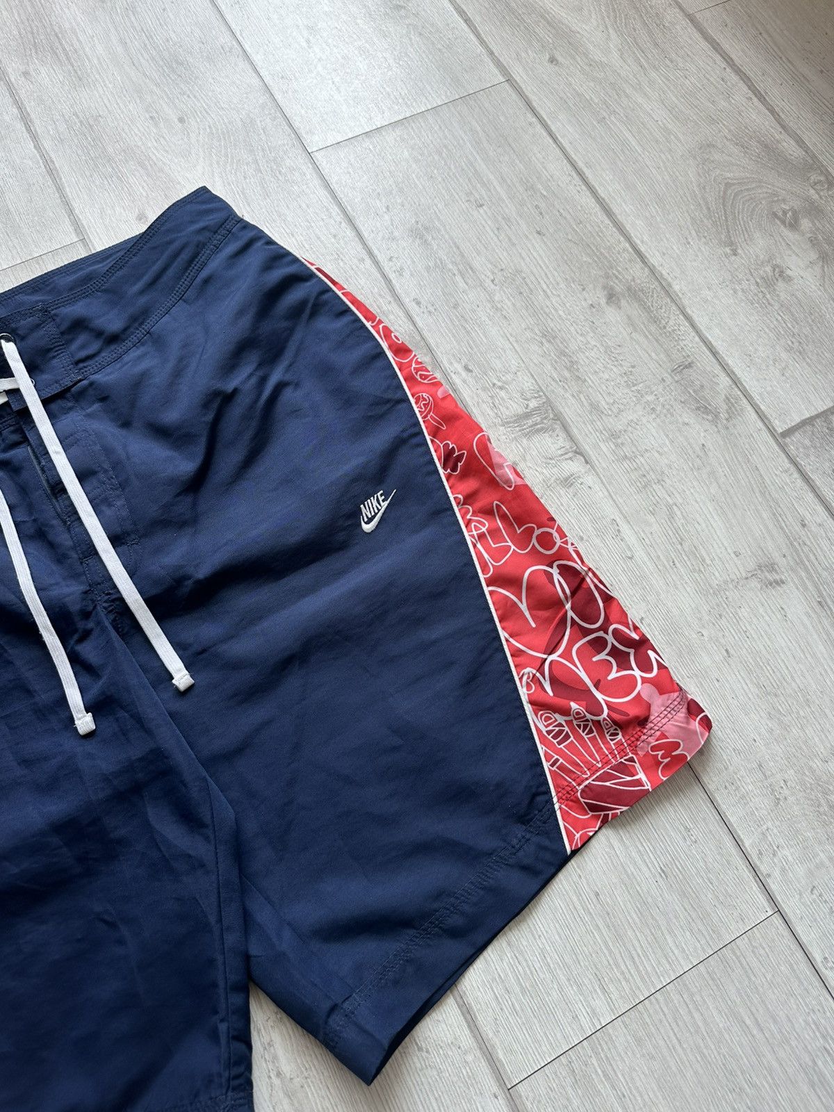 Nike Vintage 90s Nike Swim Shorts Streetwear Size US 33 - 2 Thumbnail