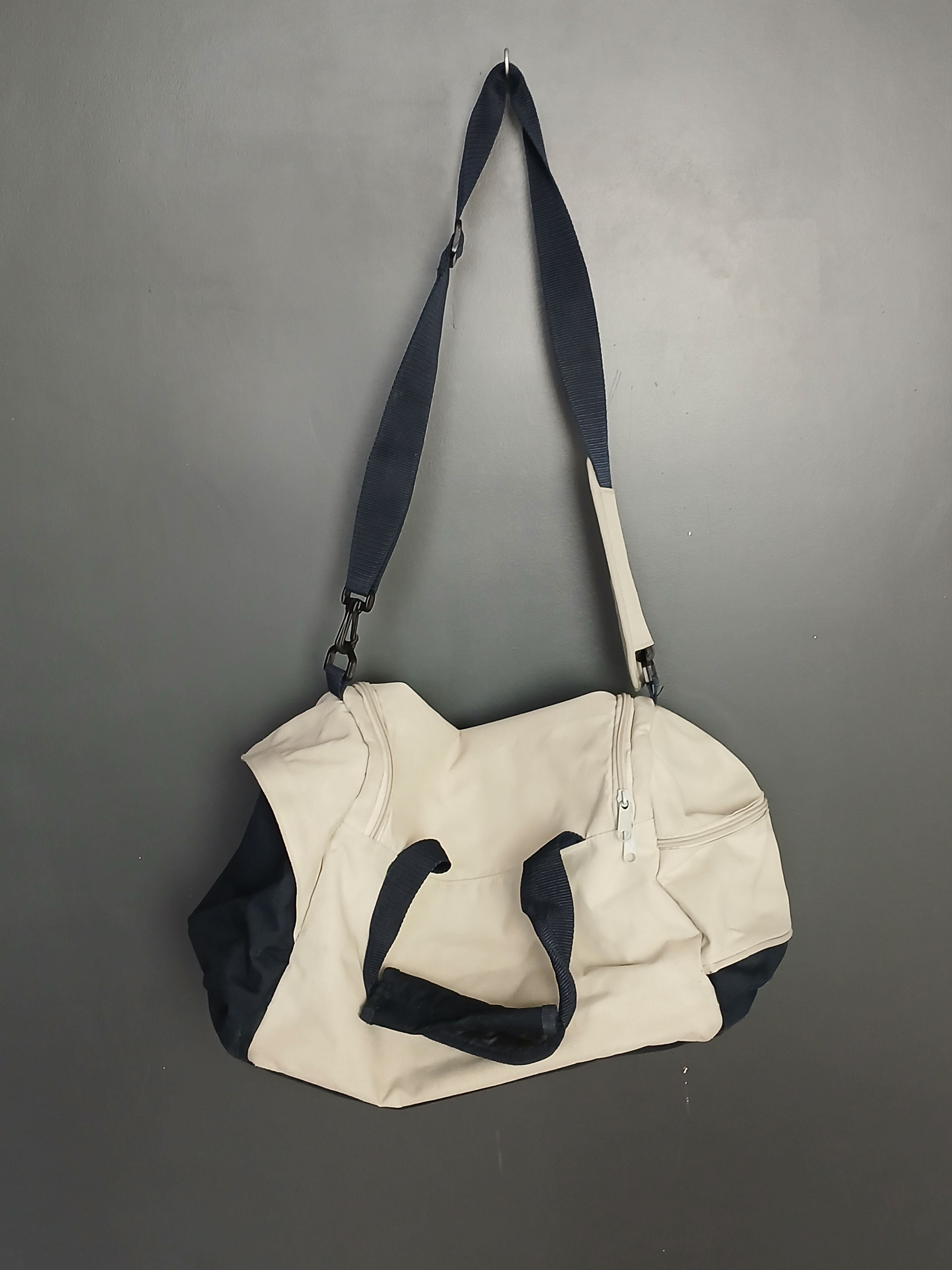 Nike Vintage Nike Bag Size ONE SIZE - 2 Thumbnail
