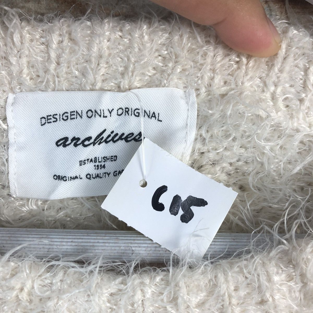 Vintage DL Archives Cream shaggy fur Mohair Knitwear #C027 Size S / US 4 / IT 40 - 10 Thumbnail