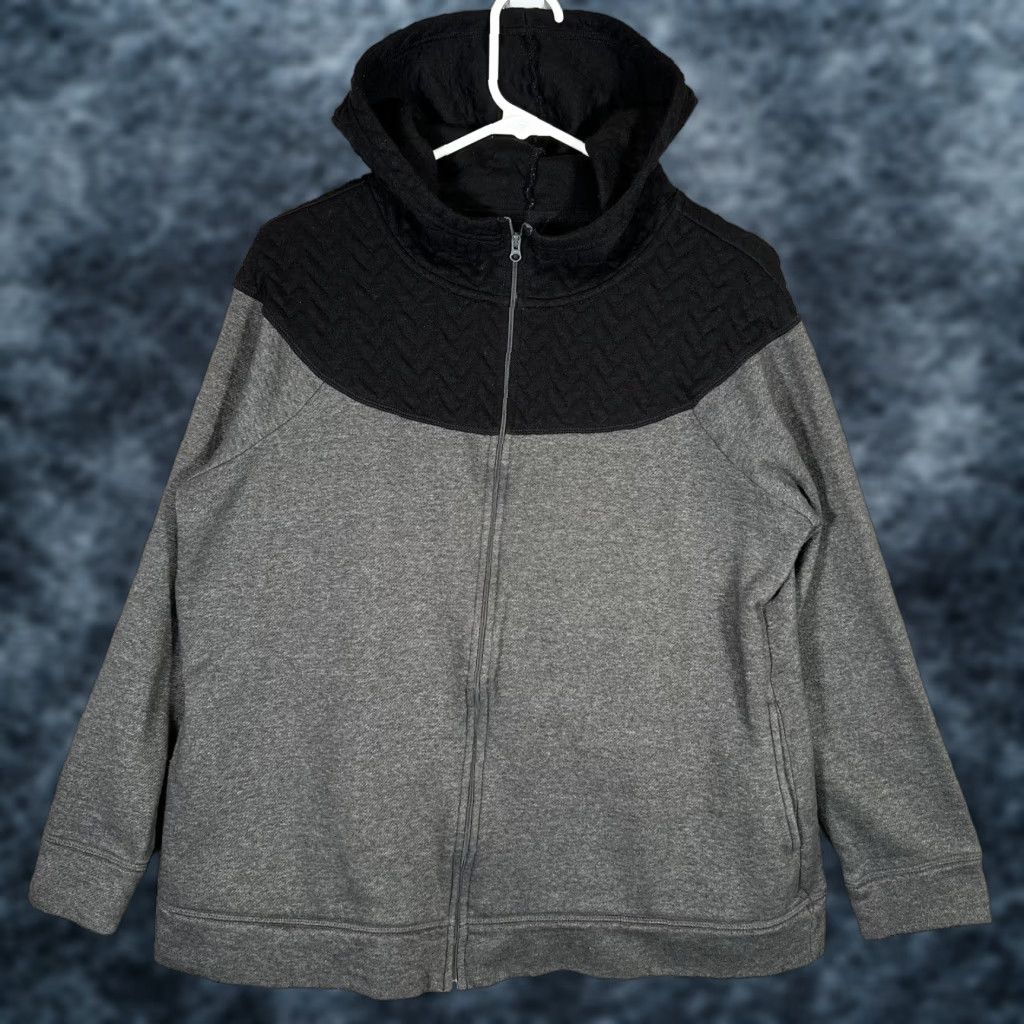 Vintage St. John's Bay Hoodie Full Zip Womens Large Gray Black Shirt Zip Adult Womens Large Gray St. John's Bay Hoodie Womens L Gray Black 90s? Size L / US 10 / IT 46 - 1 Thumbnail