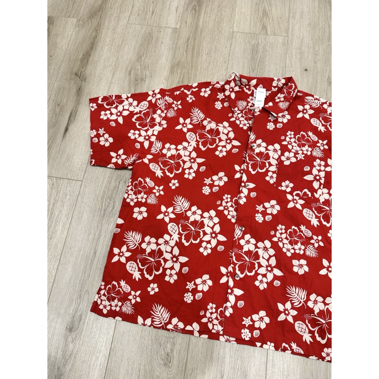 Disney NWT Disney Hawaiian Button Shirt Red Floral Adult Size 2XL Mickey Minnie Beach Size US XXL / EU 58 / 5 - 3 Thumbnail