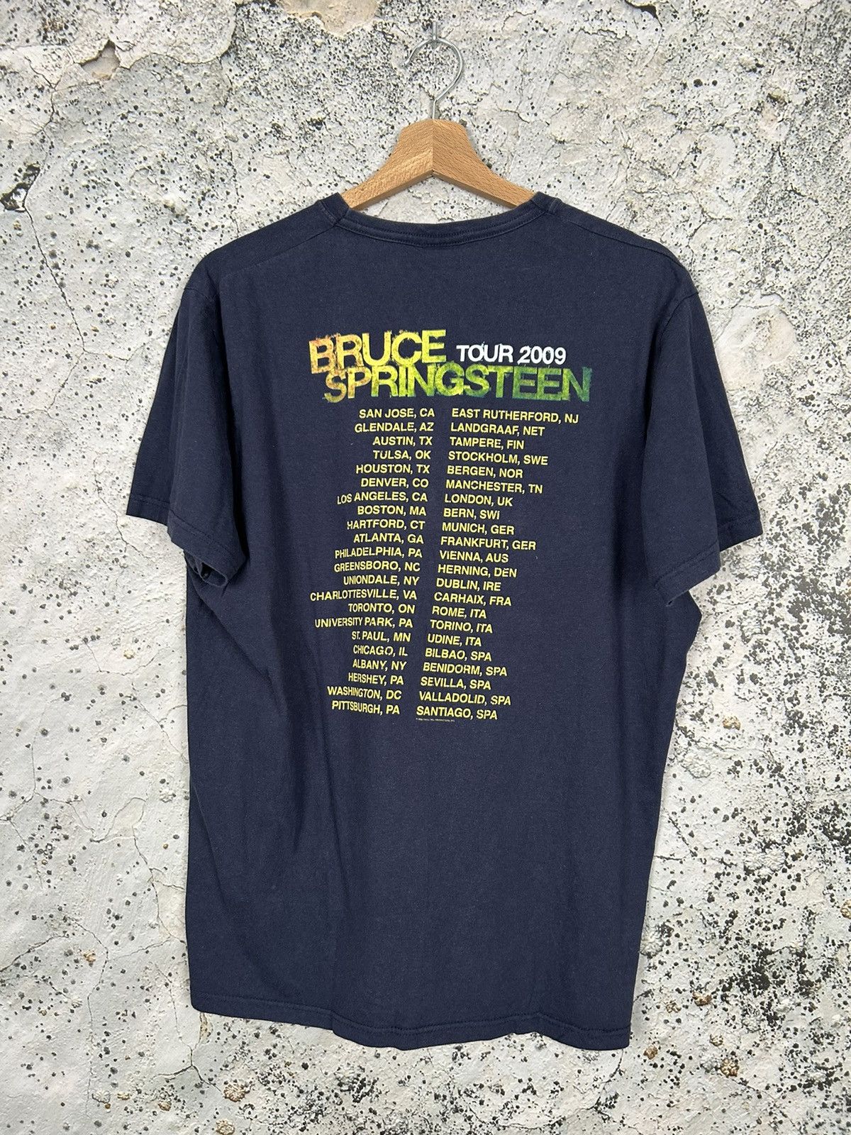 Band Tees Vintage Bruce Springsteen 2009 Tour Graphic Tee Rock Band Size US L / EU 52-54 / 3 - 4 Thumbnail