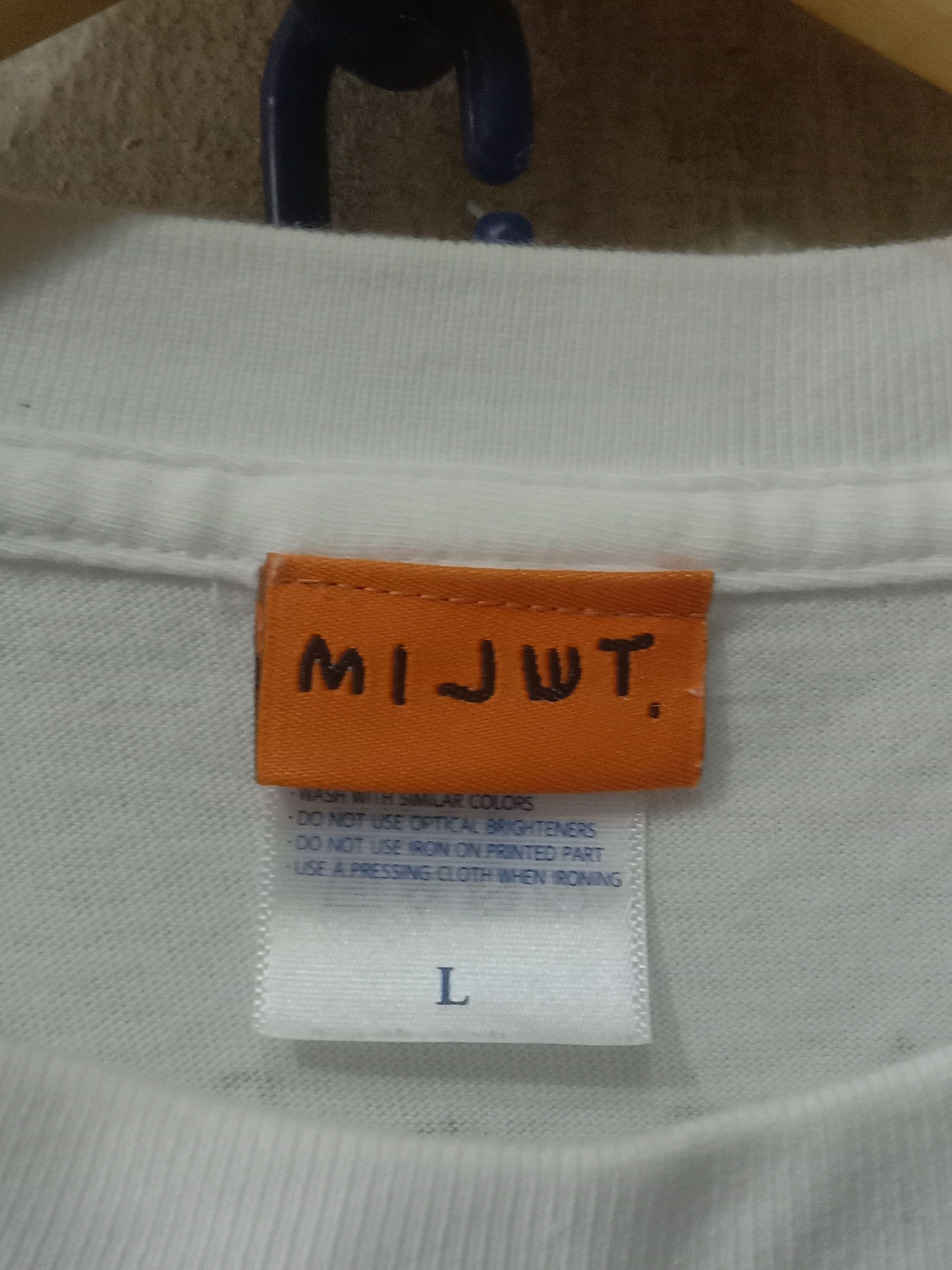 Japanese Brand T-shirt Singer Milet Live at Budokan 2023 Original Size L Size US L / EU 52-54 / 3 - 5 Thumbnail