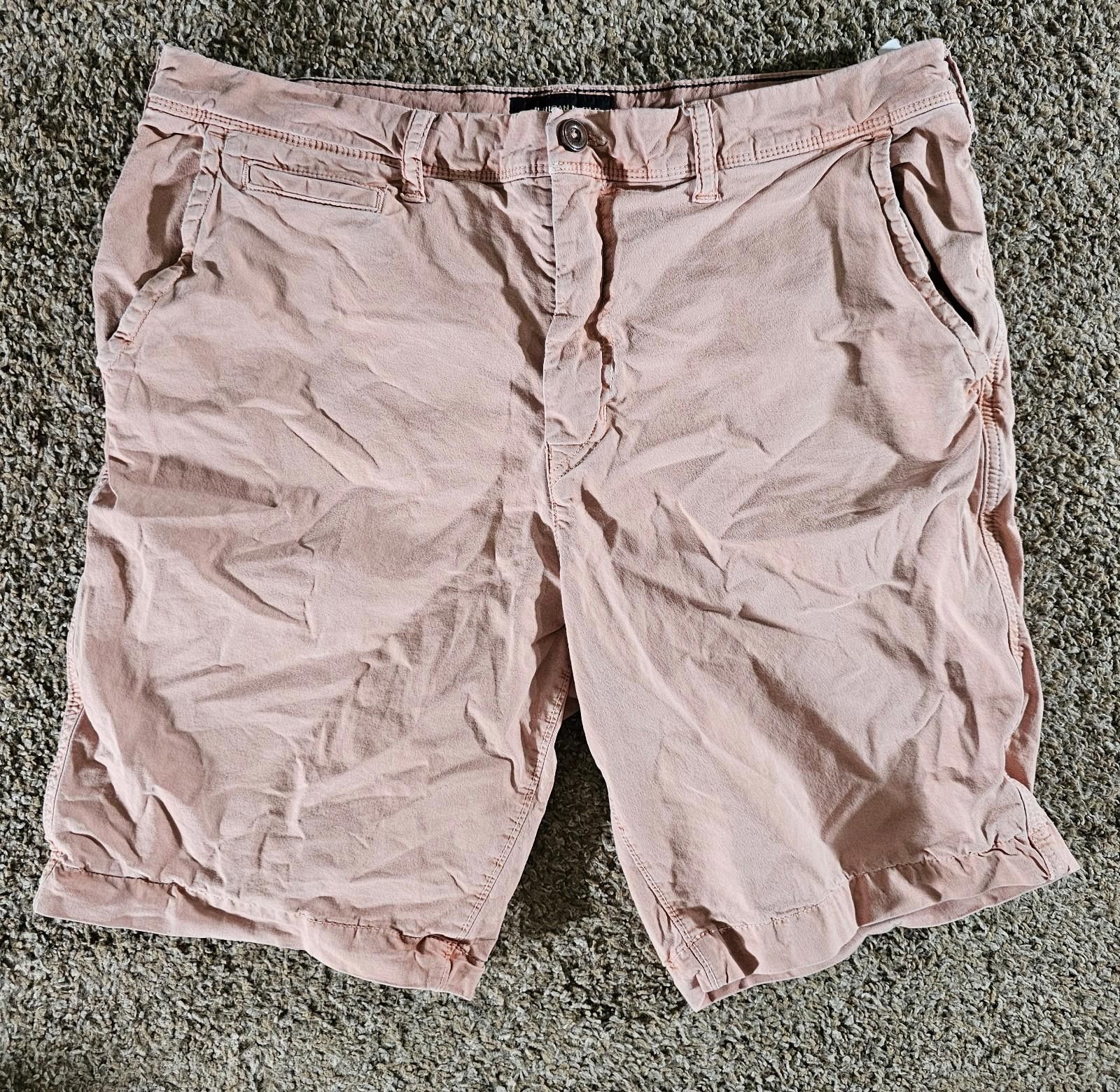 American Eagle Outfitters Men’s American Eagle Next Level Flex Pink Chino Shorts Sz 36 Size US 36 / EU 52 - 1 Thumbnail