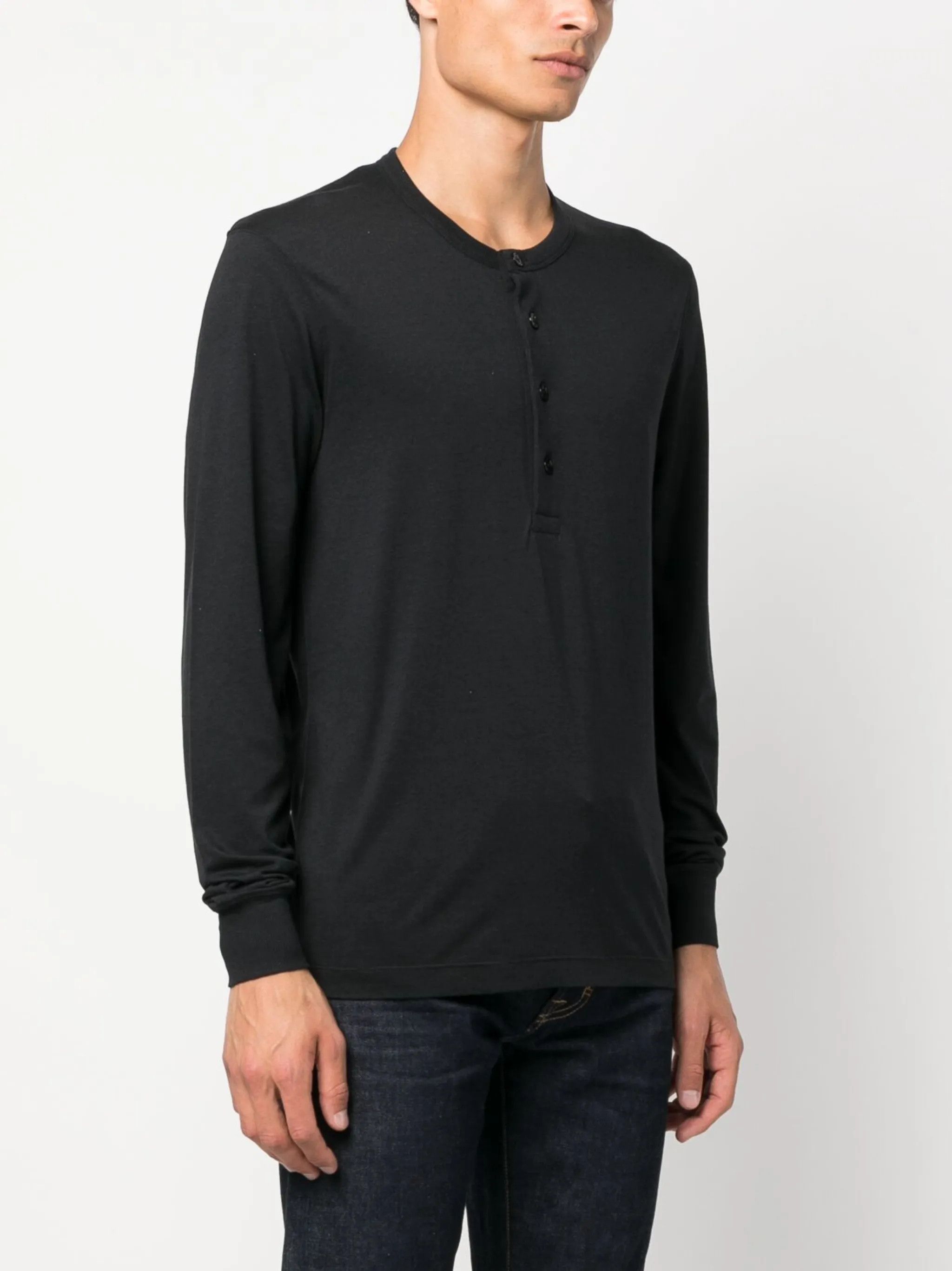 Tom Ford o1s22i1n0125 Silk Henley Neckline Pullover Sweater in Black Size US M / EU 48-50 / 2 - 3 Thumbnail