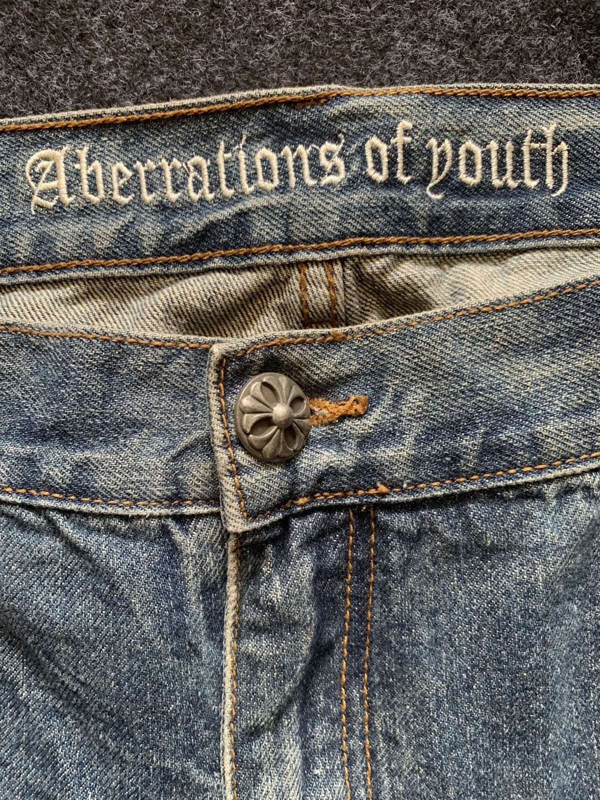 Japanese Brand A.O.D cross design like chrome hearts style. Size US 38 / EU 54 - 5 Thumbnail