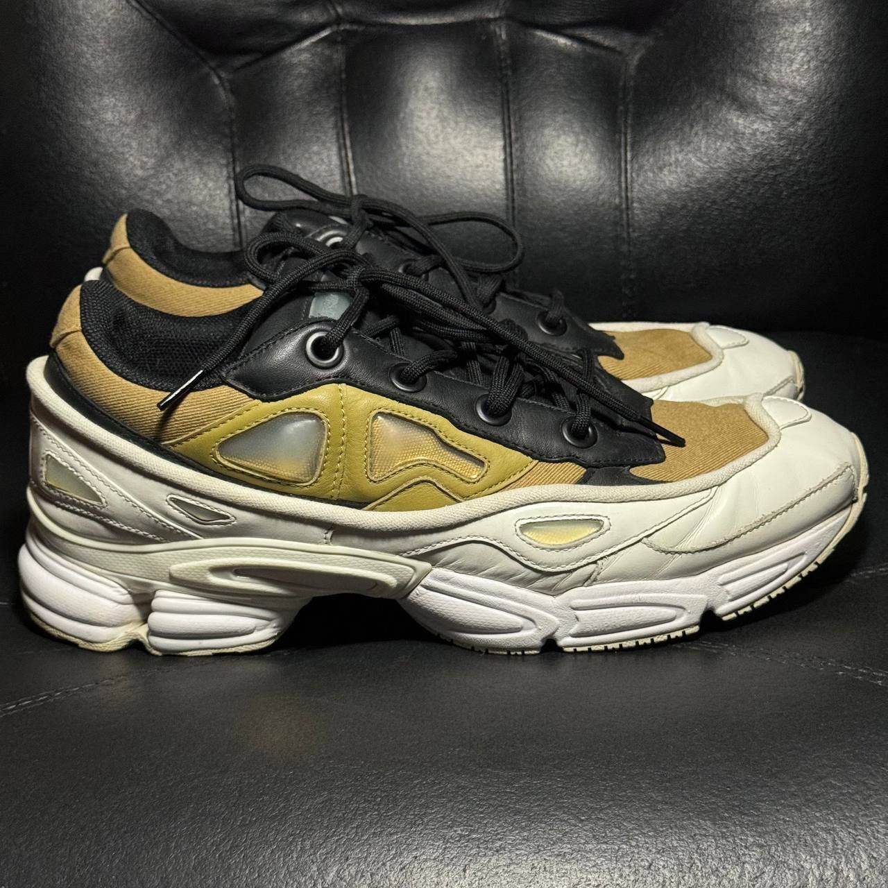 Adidas × Raf Simons 11us Adidas Raf Simons Ozweego Khaki Size US 11 / EU 44 - 1 Thumbnail