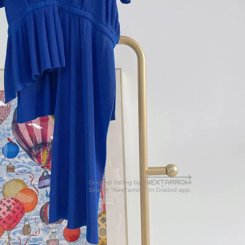 Balenciaga Balenciaga Blue Asymmetrical Top, Size 36 Size M / US 6-8 / IT 42-44 - 4 Thumbnail
