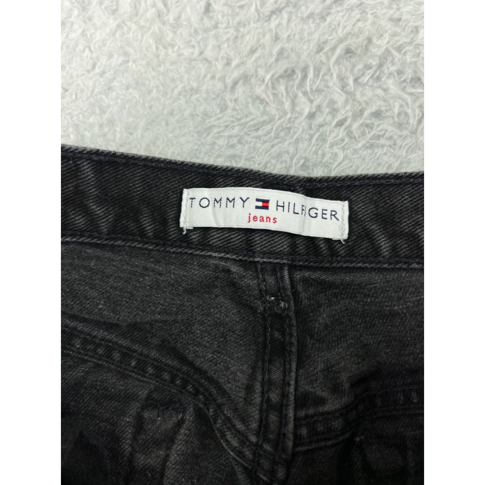 Tommy Hilfiger VINTAGE Tommy Hilfiger Jeans Women 12 Black Denim Straight Leg Cotton Blend Jeans Women 12 Black Denim Straight Leg Tommy Hilfiger vintage Size 34" / US 12 / IT 48 - 3 Thumbnail