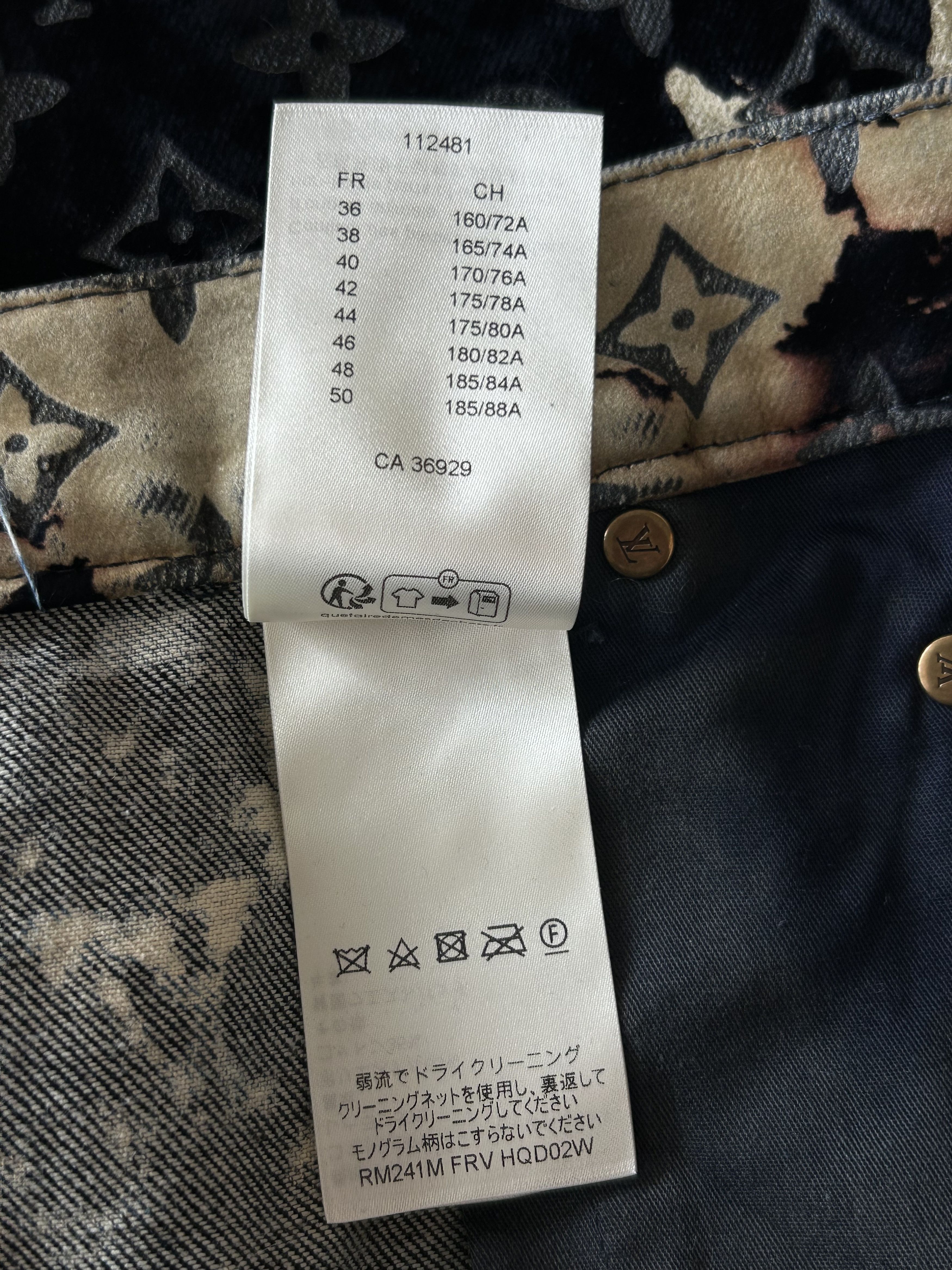 Louis Vuitton Louis Vuitton Blue Bleached Monogram Velvet Jeans Size US 40 / EU 56 - 6 Thumbnail