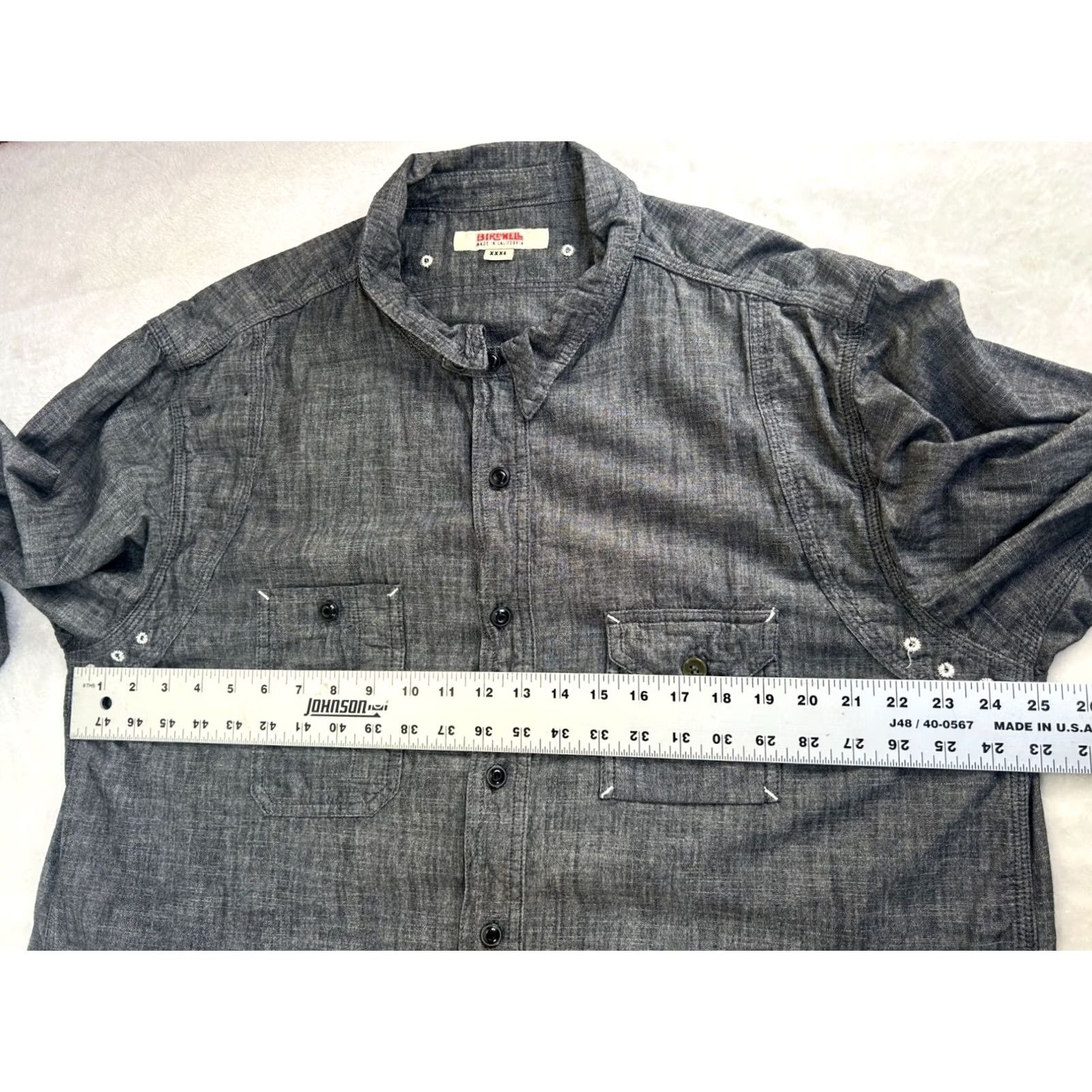 Vintage Birdwell Mens Chambray Button-Up Shirt XXL Gray Long Sleeve Casual Lightweight Shirt Mens XXXL Gray Chambray Button-Up, Pockets Size US XXL / EU 58 / 5 - 7 Thumbnail