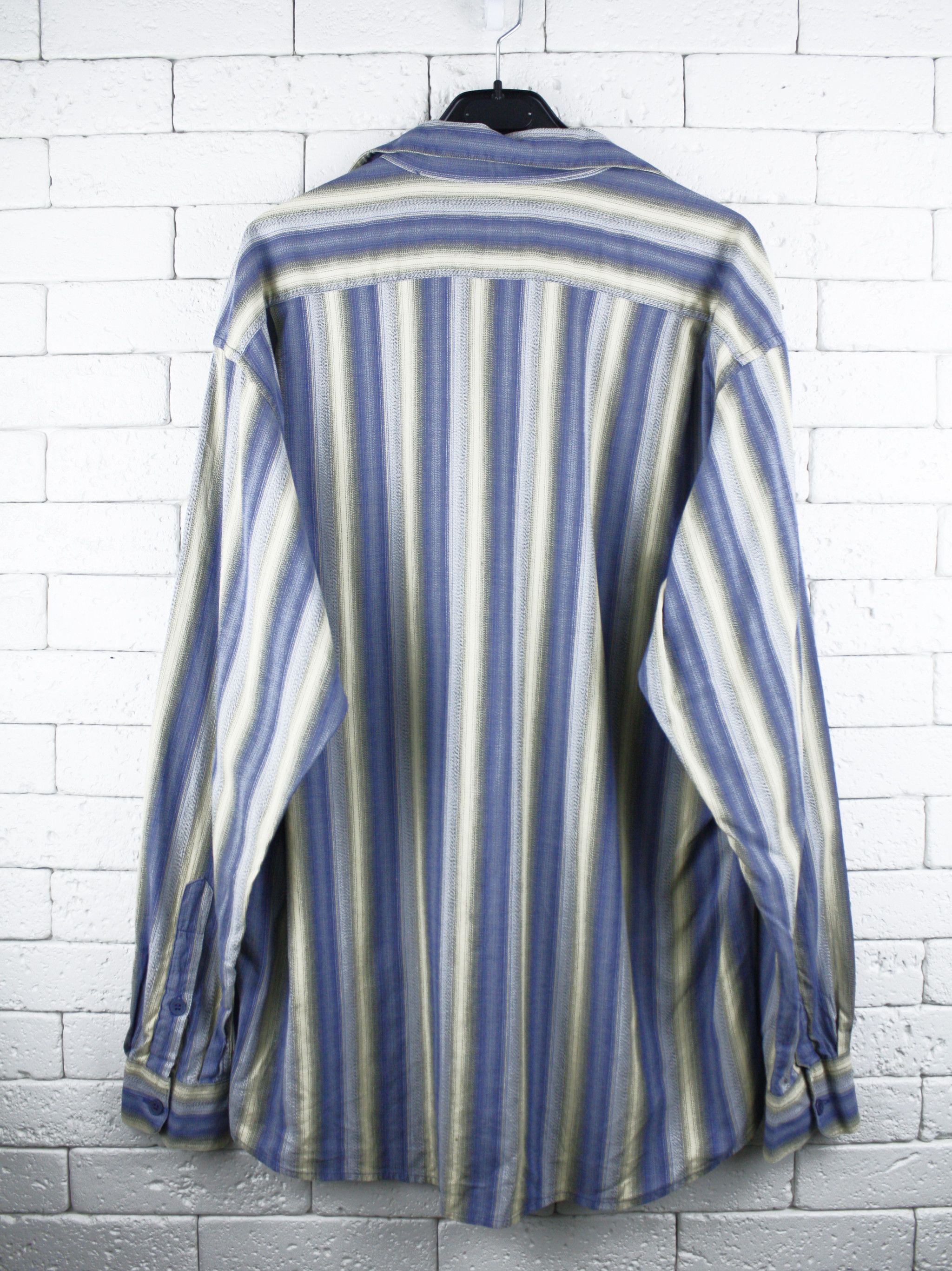 Missoni Missoni Sport Striped Button-Up Shirt Made in Italy Vintage Size US L / EU 52-54 / 3 - 2 Thumbnail