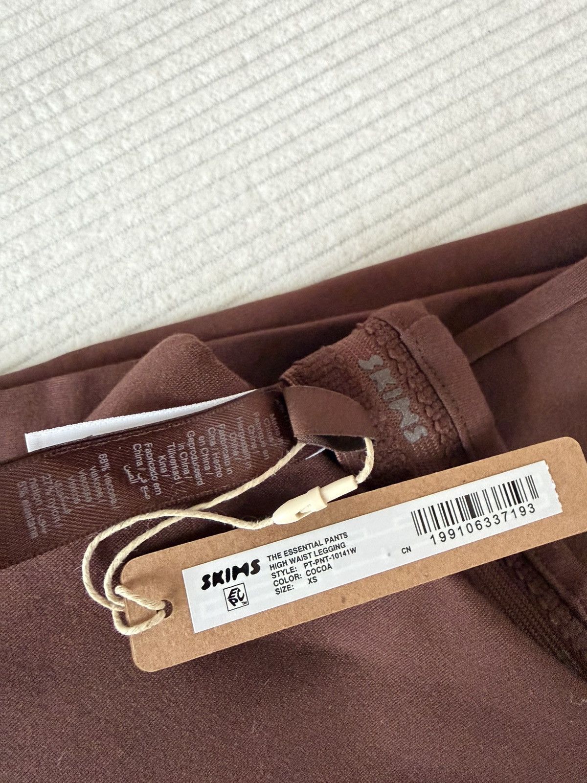 SKIMS SKIMS High-Waist Leggings in Limited Edition Cocoa Size XS Size 25" / US 0 / IT 36 - 4 Thumbnail