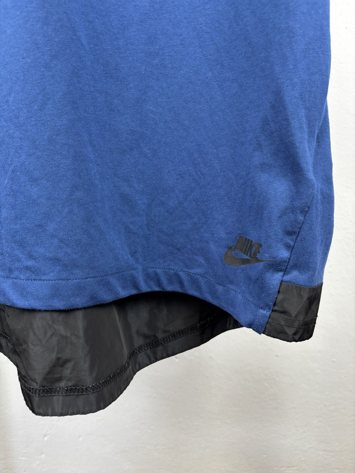 Nike Nike Tech t shirt size XL Size US XL / EU 56 / 4 - 3 Thumbnail