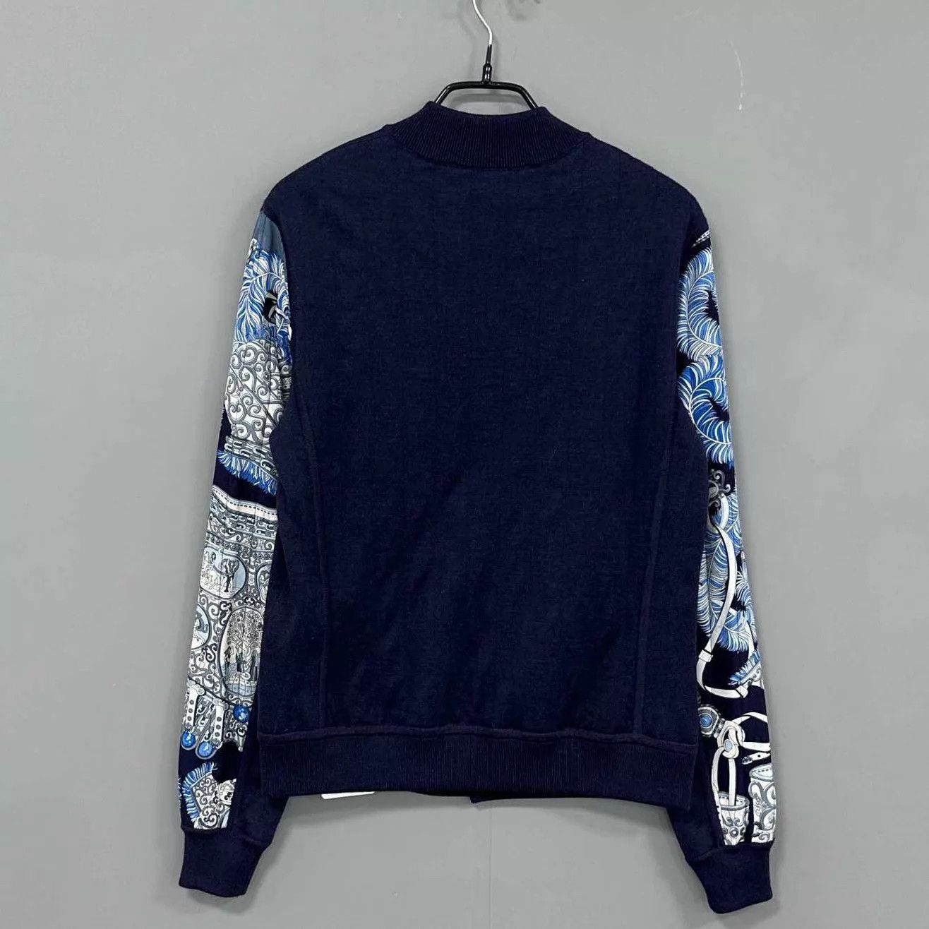 Hermes HERMES Cyan Patterned Silk Slant Zip Jacket Size 36 Size XS / US 0-2 / IT 36-38 - 3 Thumbnail