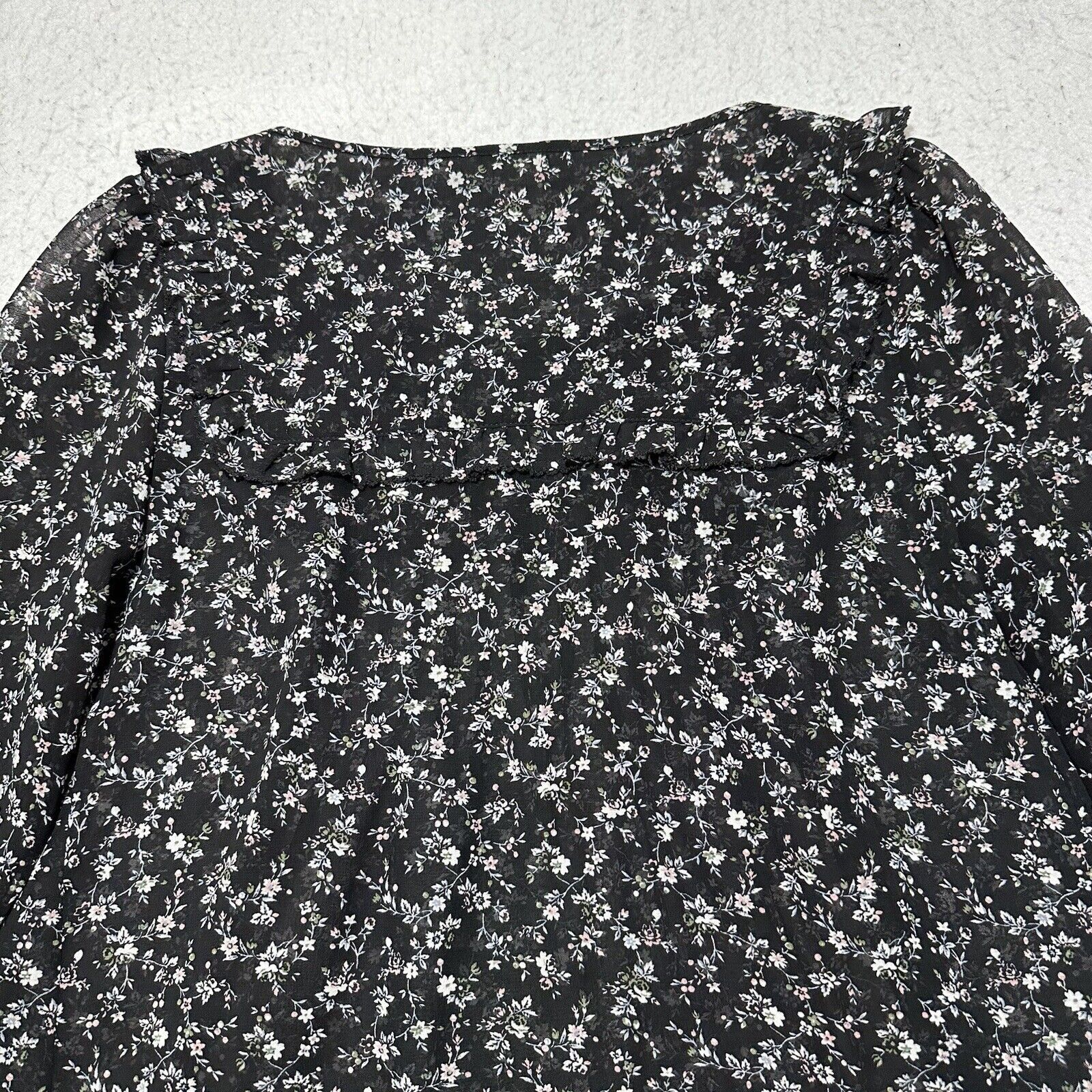 Gap GAP XS Black Crewneck Ruffle Long Sleeve Top Floral Blouse Size XS / US 0-2 / IT 36-38 - 11 Thumbnail