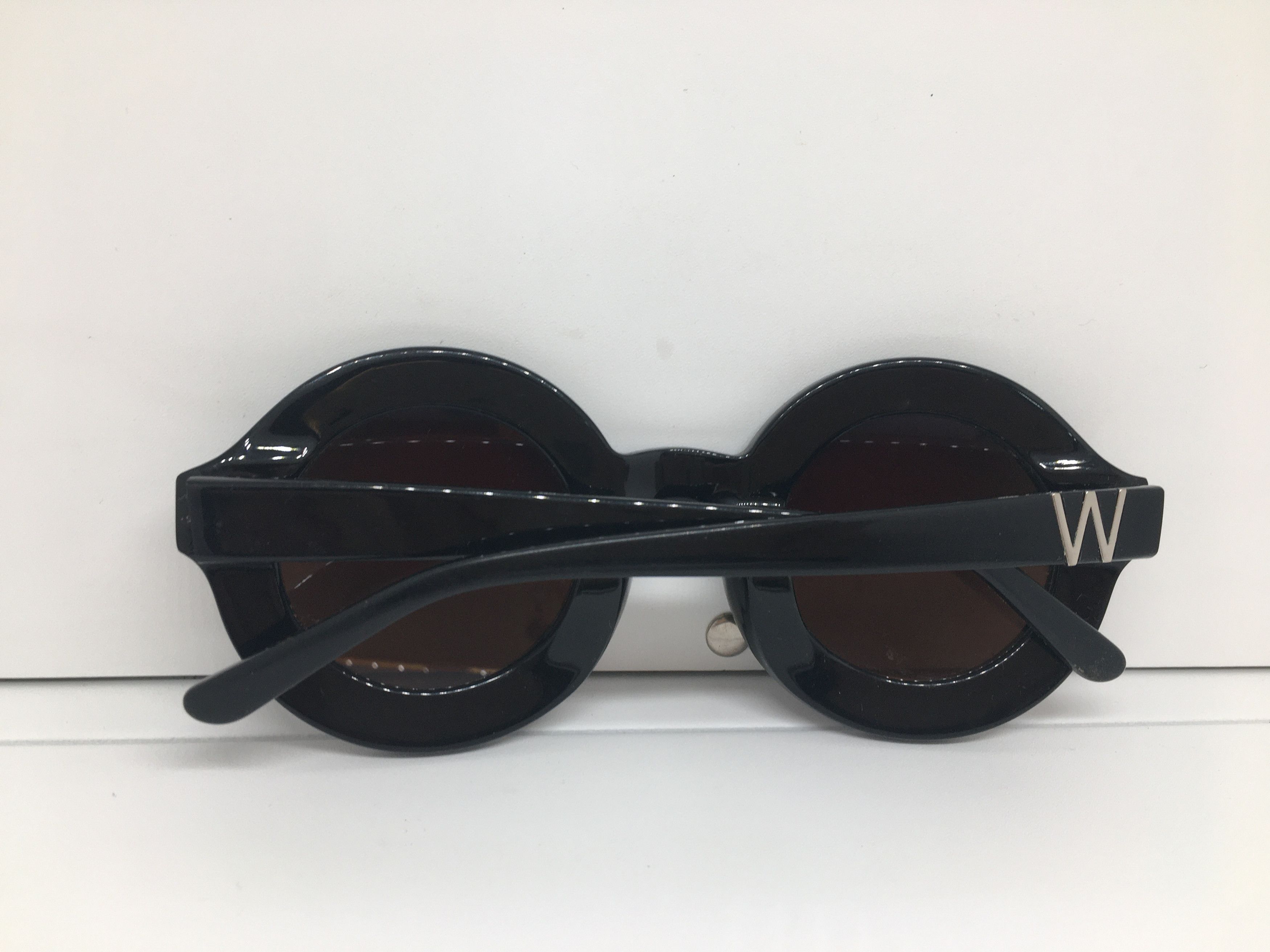 Wildfox Vintage Wildfox Twiggy Round Sunglasses Frame Size ONE SIZE - 8 Thumbnail