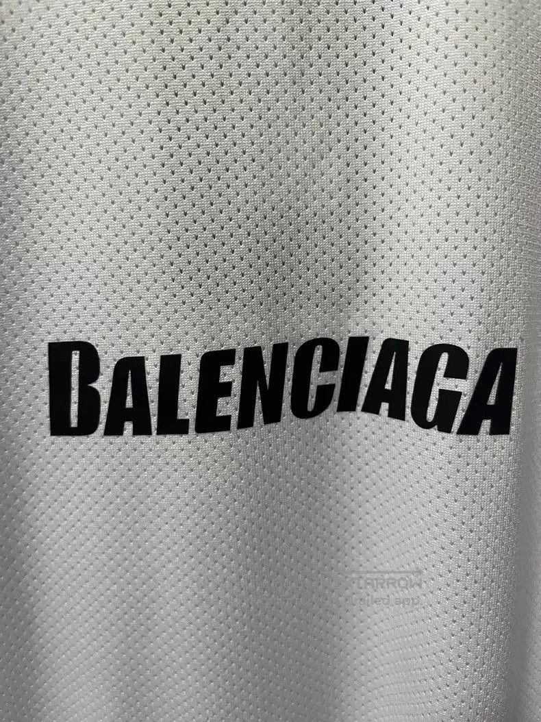 Balenciaga Balenciaga White Logo Mesh Short Sleeve. Size US M / EU 48-50 / 2 - 2 Thumbnail