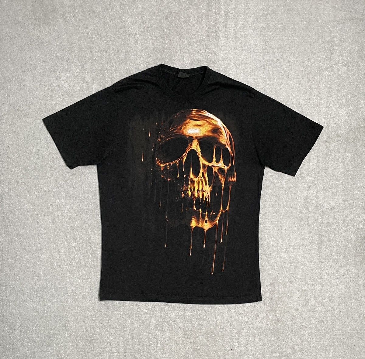 Vintage Vintage Black T-Shirt Tee Skull Avant Garde Drip Size US L / EU 52-54 / 3 - 1 Thumbnail