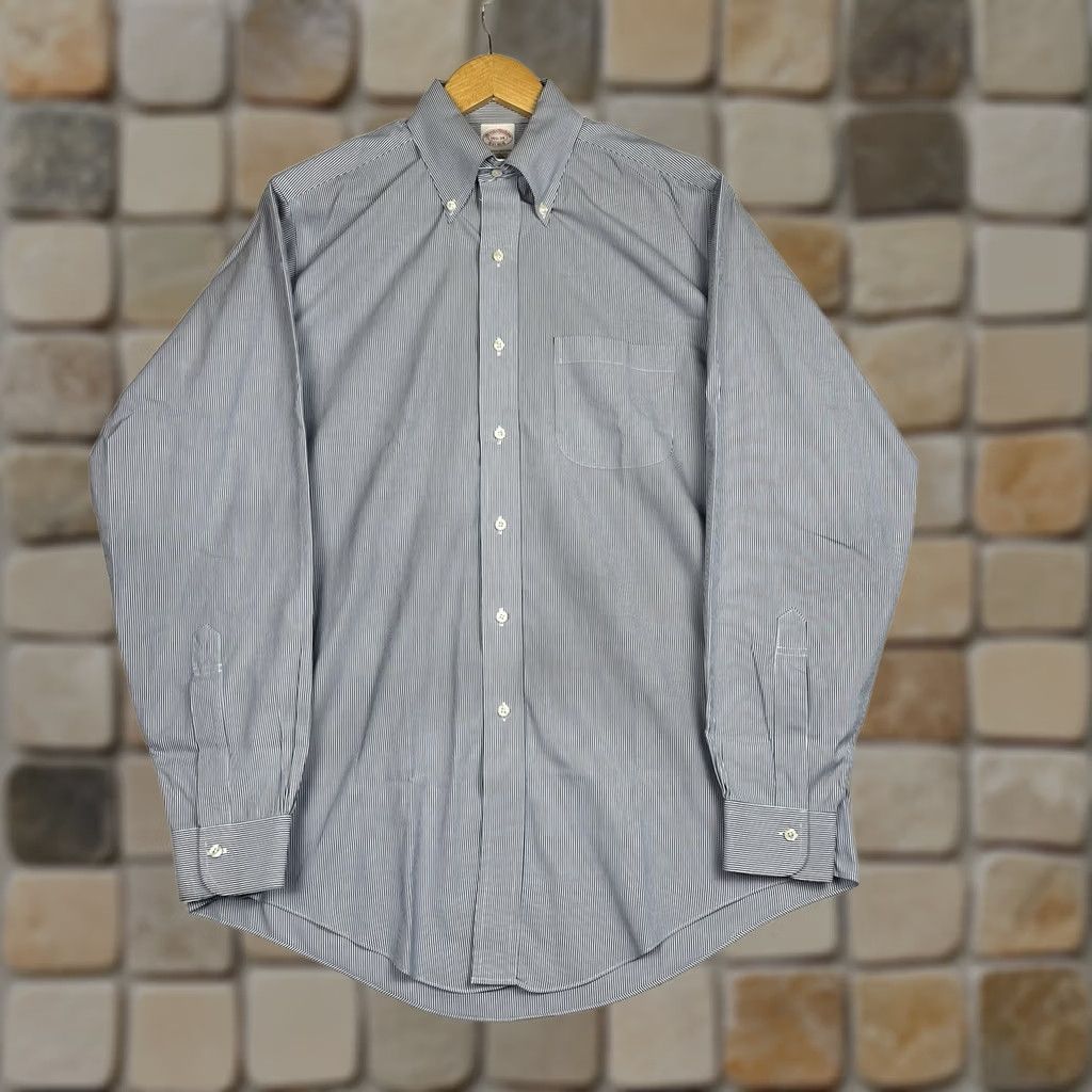 Brooks Brothers VINTAGE Brooks Brothers Shirt Button Down Oxford Blue Striped OCBD 15.5-34 Classic Preppy USA Mens Size US L / EU 52-54 / 3 - 1 Thumbnail
