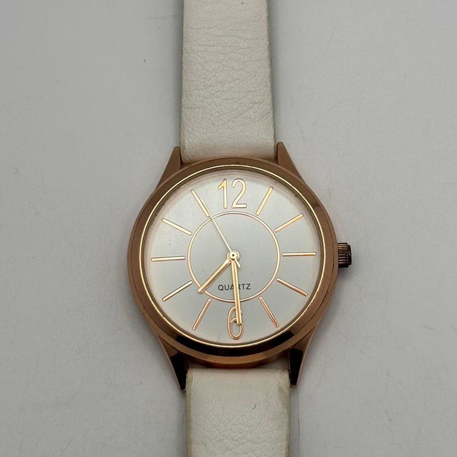 Other Gold Watch Size ONE SIZE - 2 Thumbnail