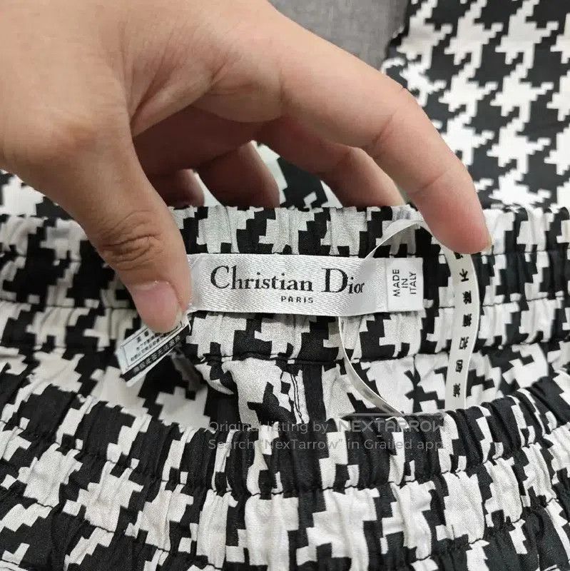 Dior Dior Grey Houndstooth Women's Casual Pants . Size 23" - 3 Thumbnail